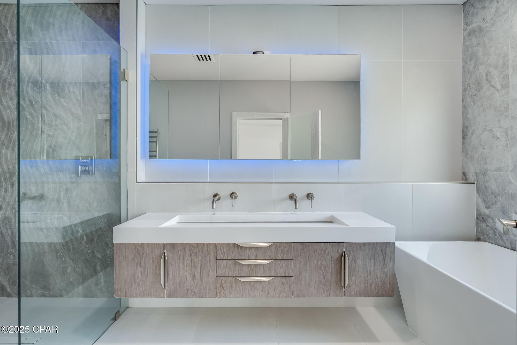 Image 23 For 100 Biltmore Place