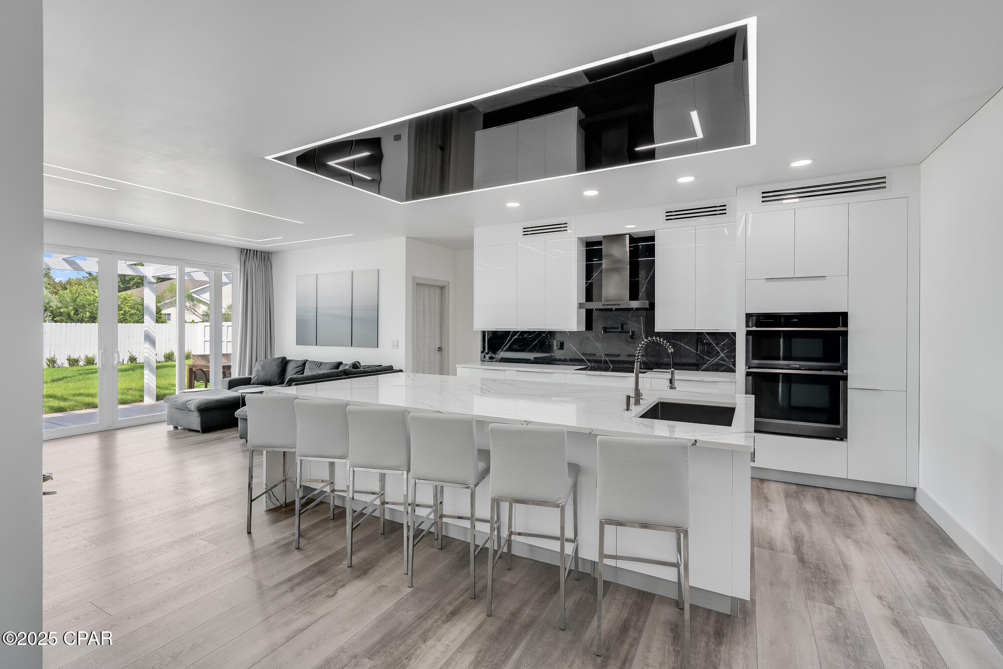 Image 5 For 100 Biltmore Place