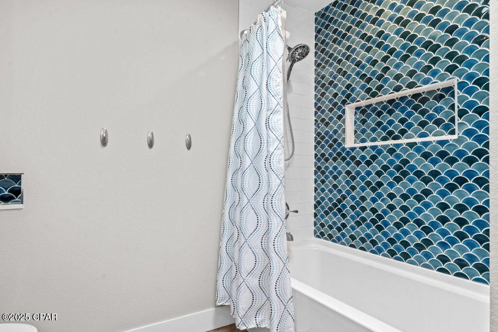 Image 28 For 107 Loyola Lane