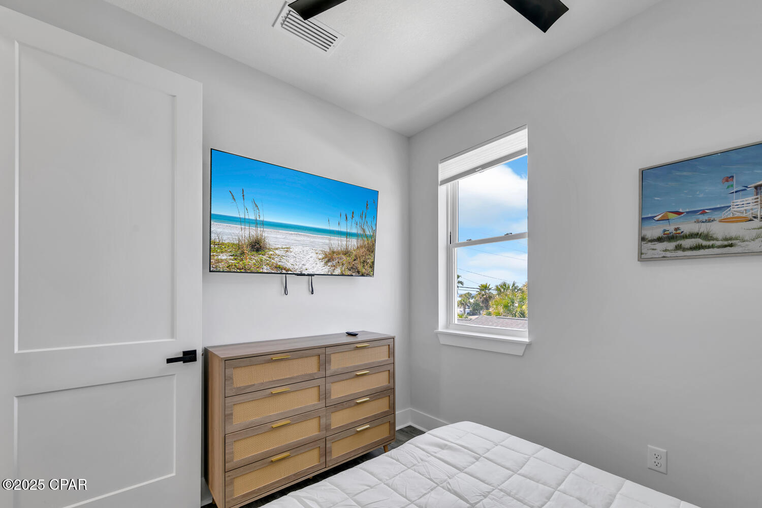 Image 40 For 13308-10 Front Beach Road