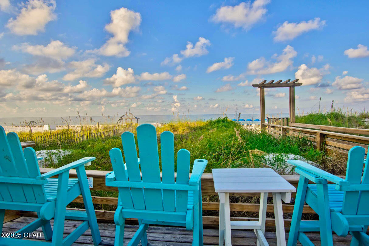 Image 26 For 8817 Thomas Drive A112