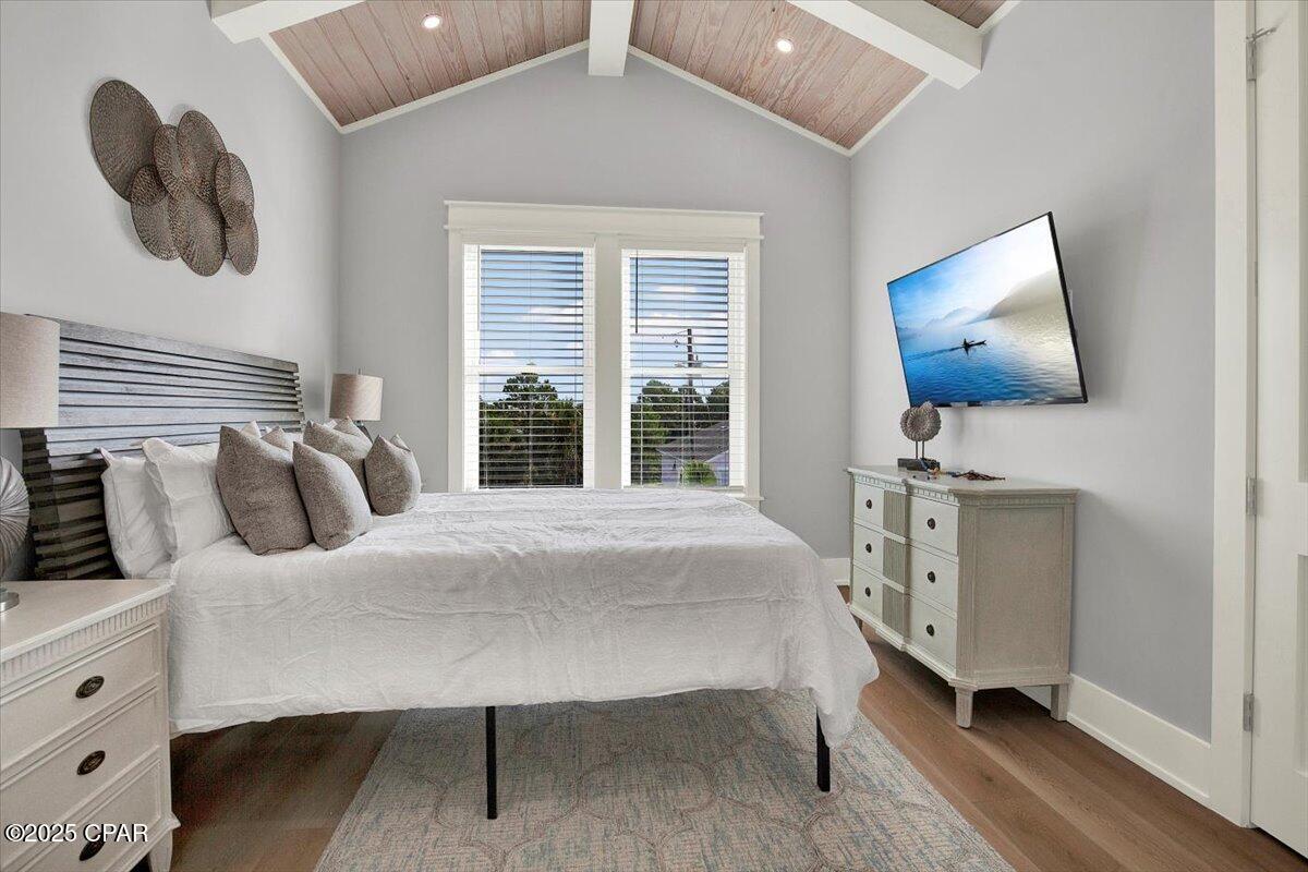 Image 24 For 16418 Front Beach Road