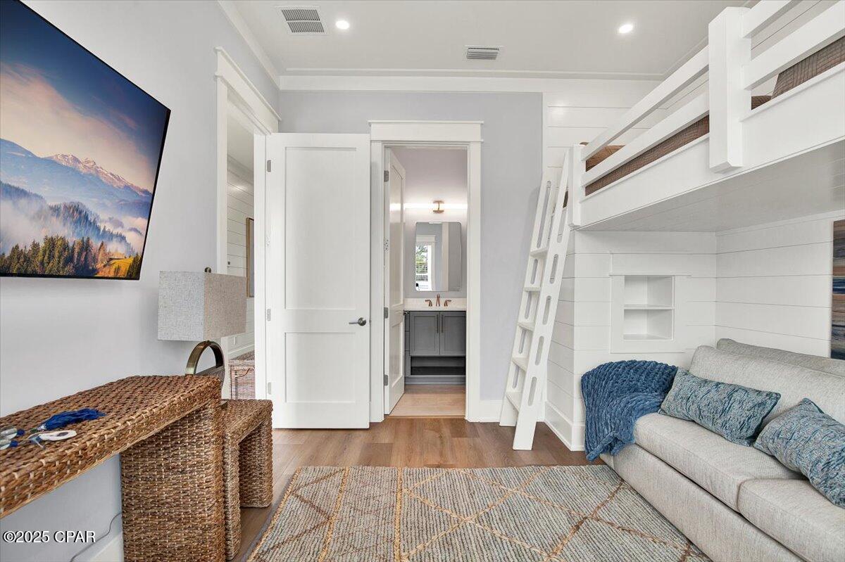 Image 40 For 16418 Front Beach Road