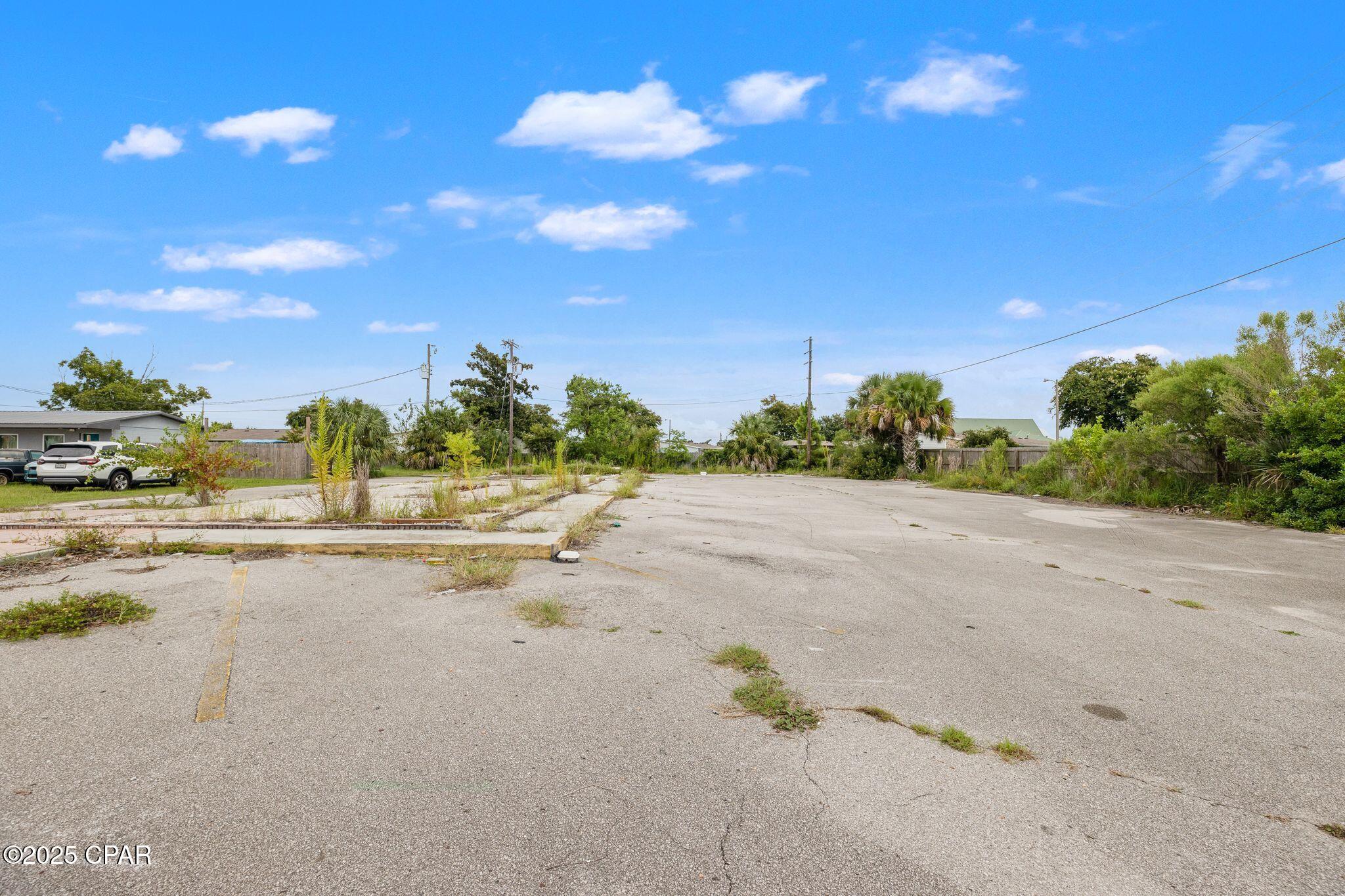 Image 23 For 325 Tyndall Parkway