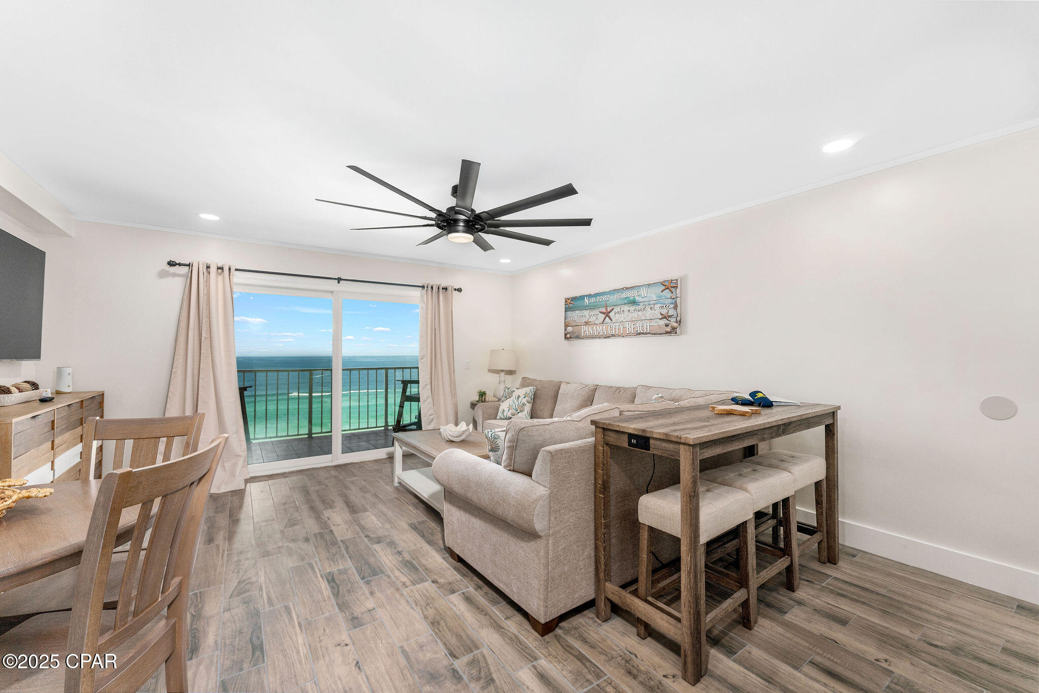 Image 16 For 8743 Thomas Drive 1109