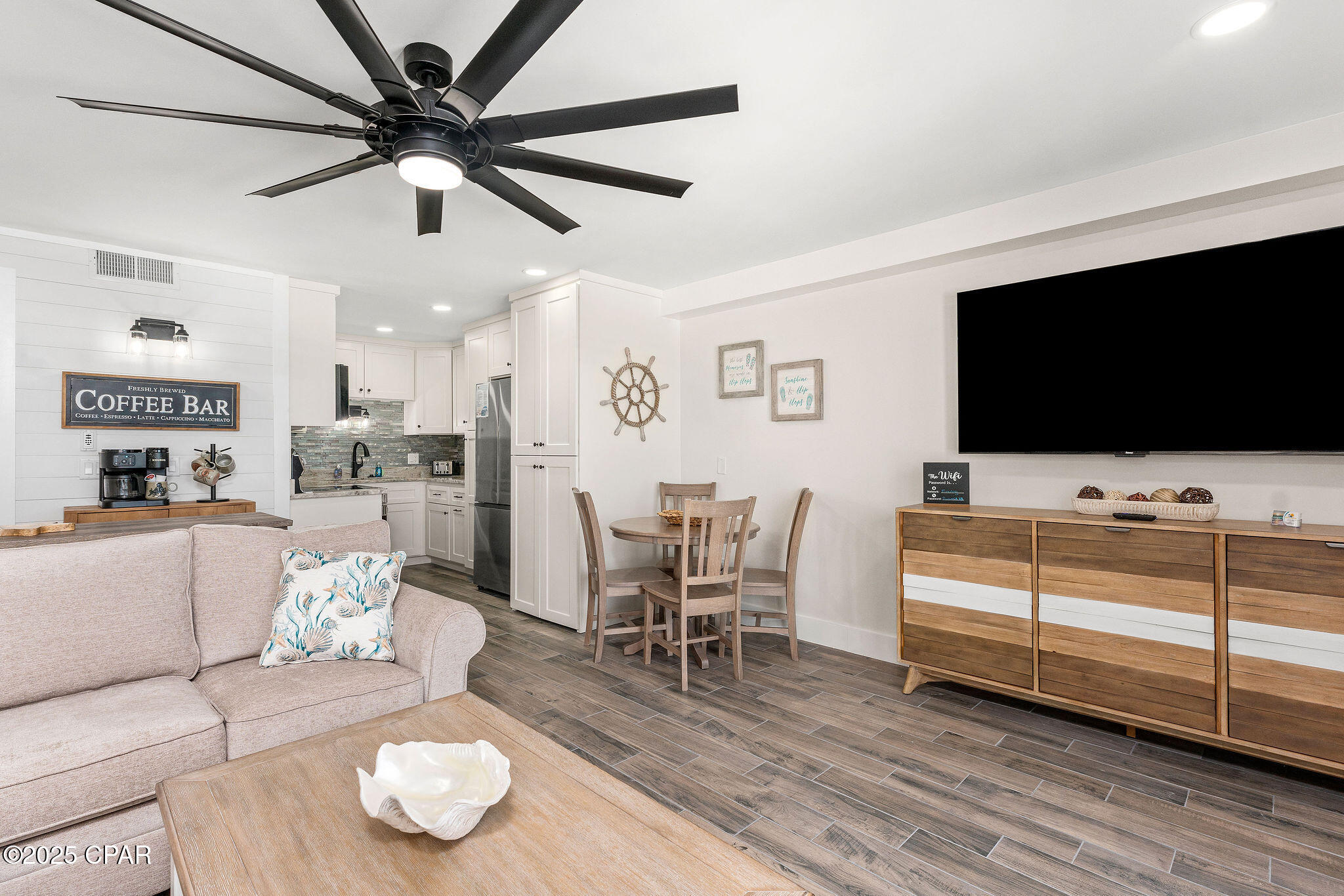 Image 19 For 8743 Thomas Drive 1109