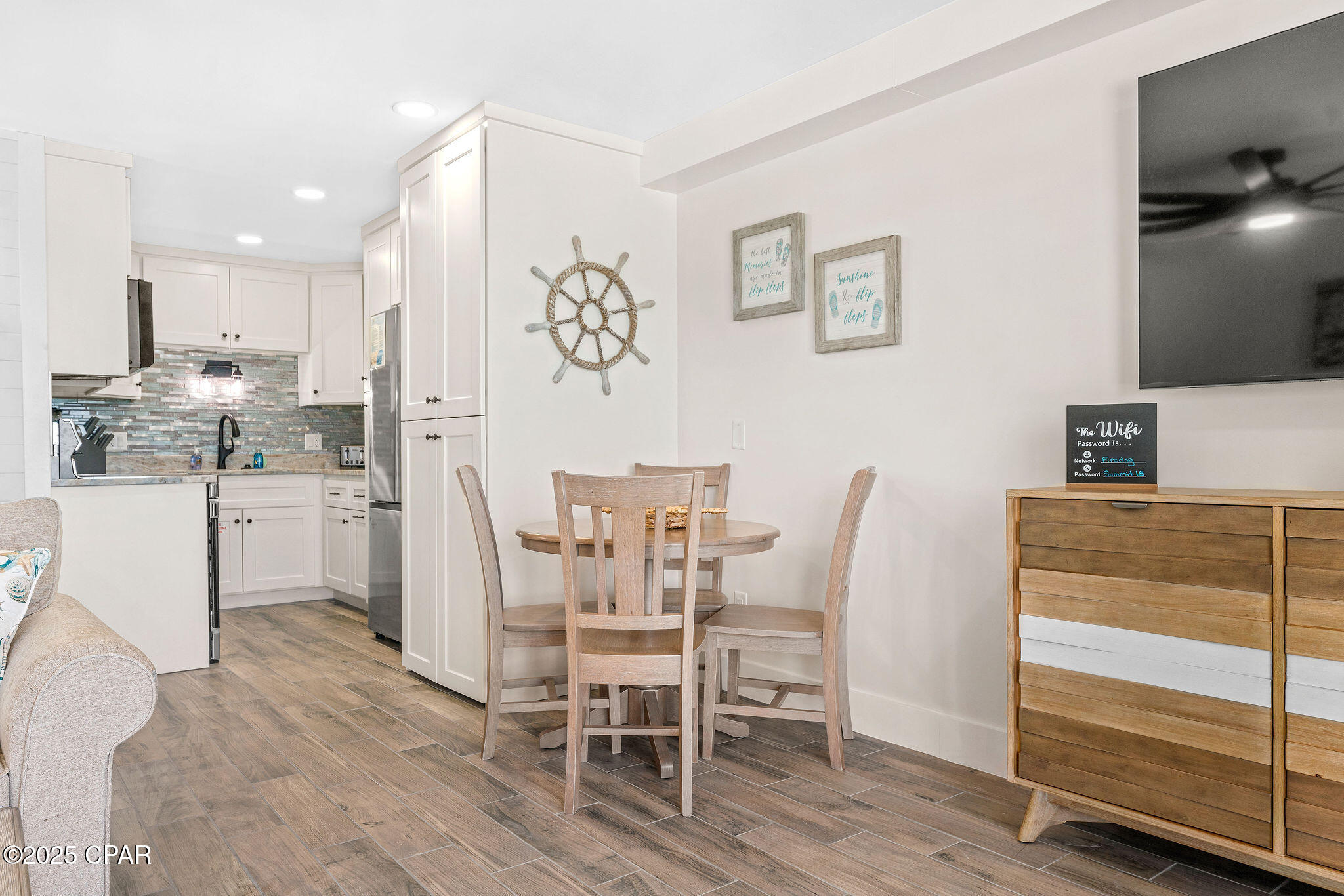 Image 24 For 8743 Thomas Drive 1109