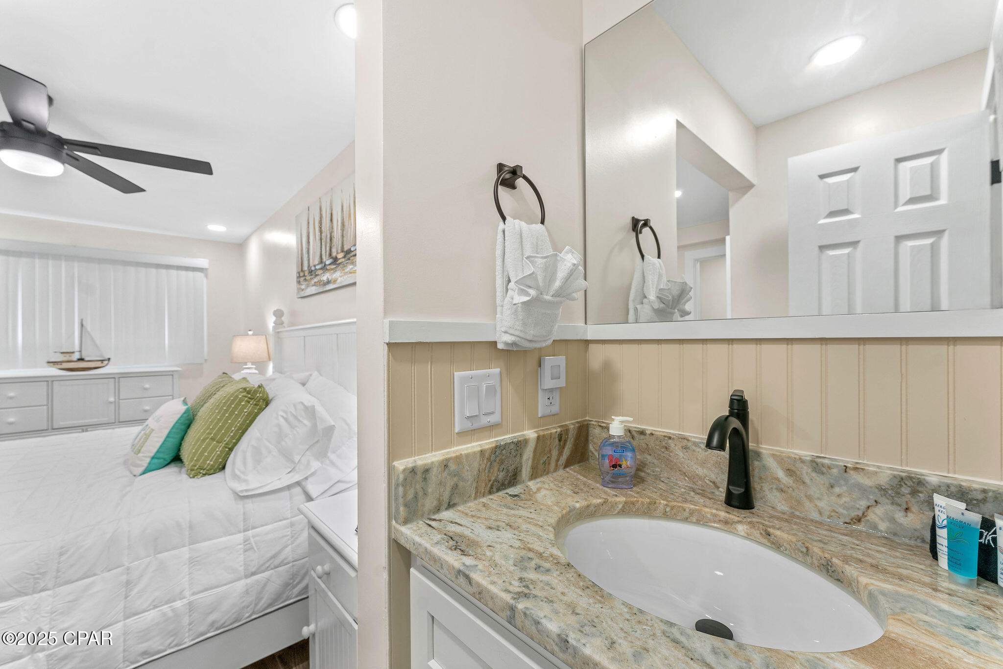 Image 7 For 8743 Thomas Drive 1109