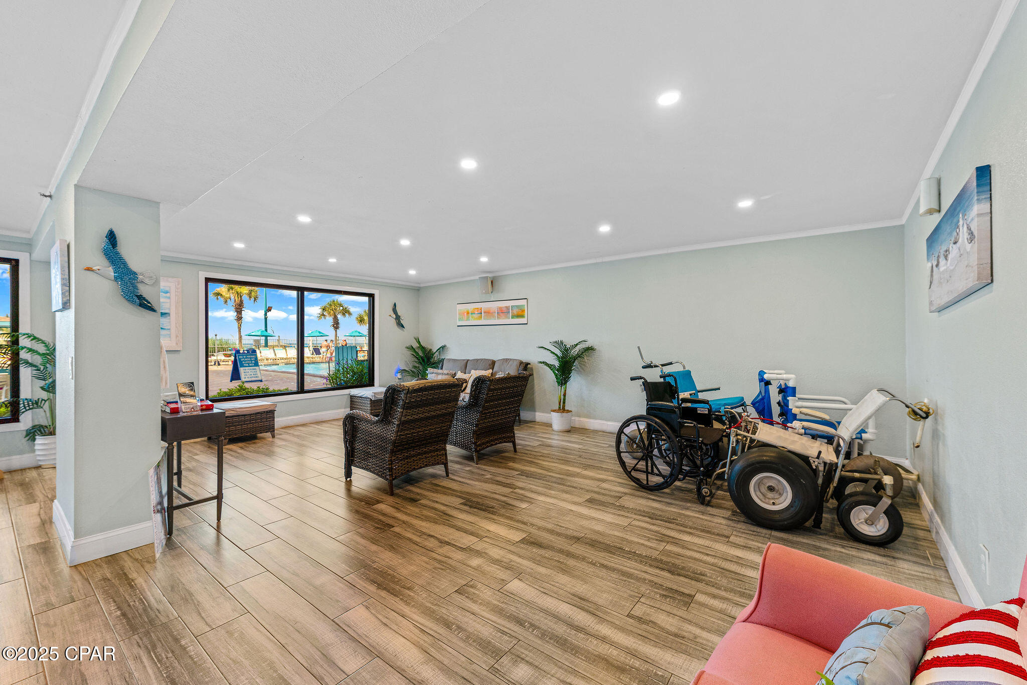 Image 70 For 8743 Thomas Drive 1109