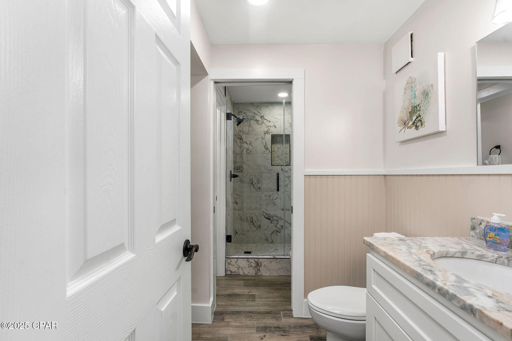 Image 8 For 8743 Thomas Drive 1109