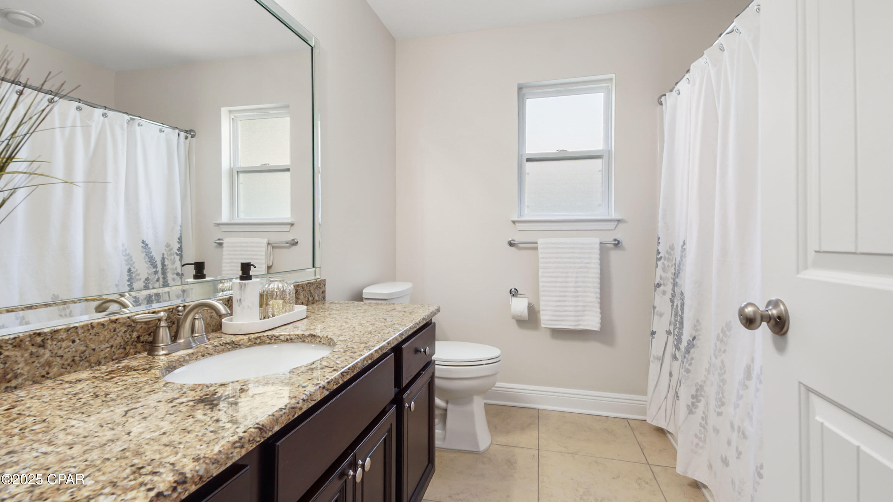 Image 36 For 76 Mosaic Oaks Circle