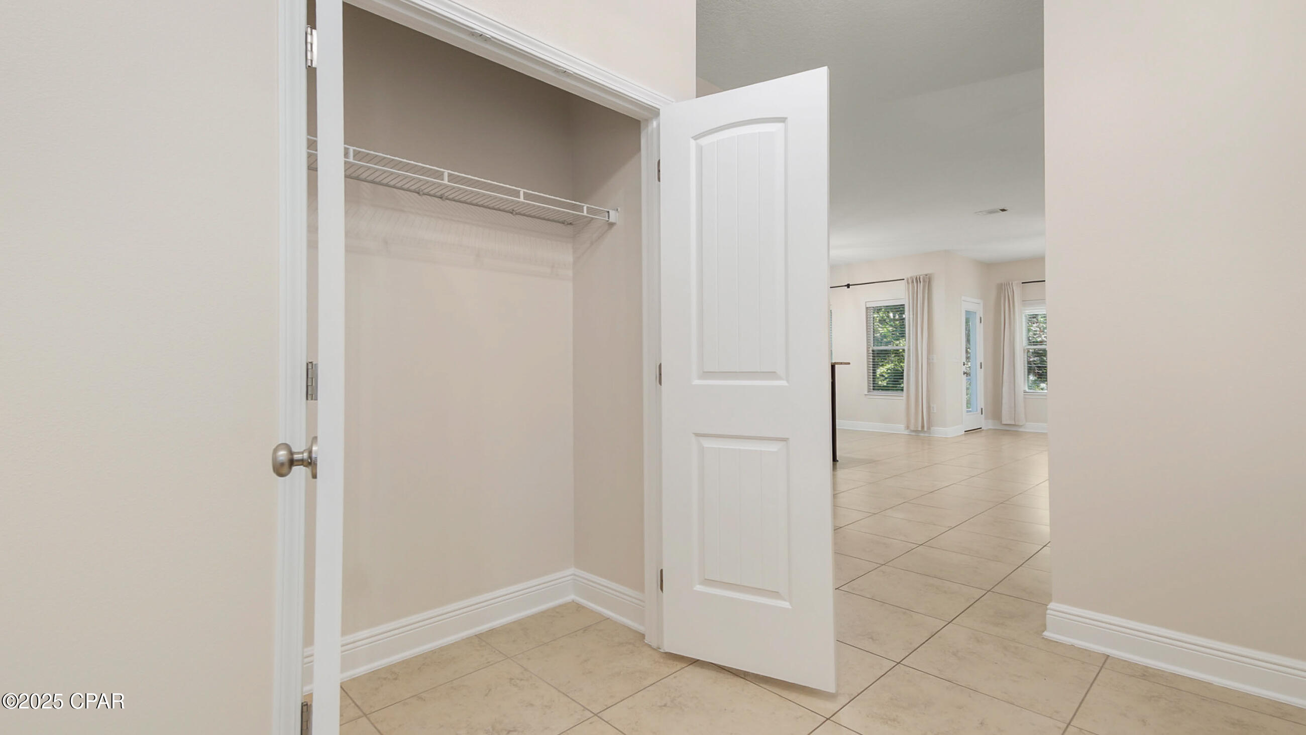 Image 5 For 76 Mosaic Oaks Circle