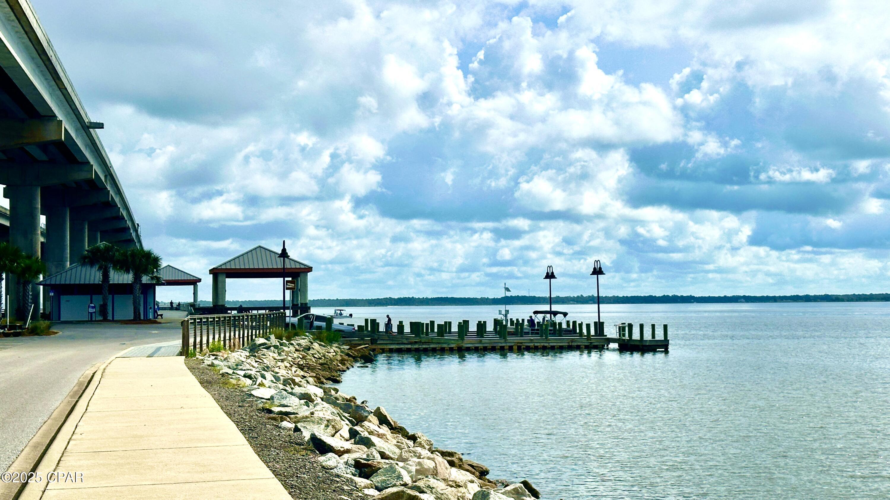 Image 57 For 76 Mosaic Oaks Circle