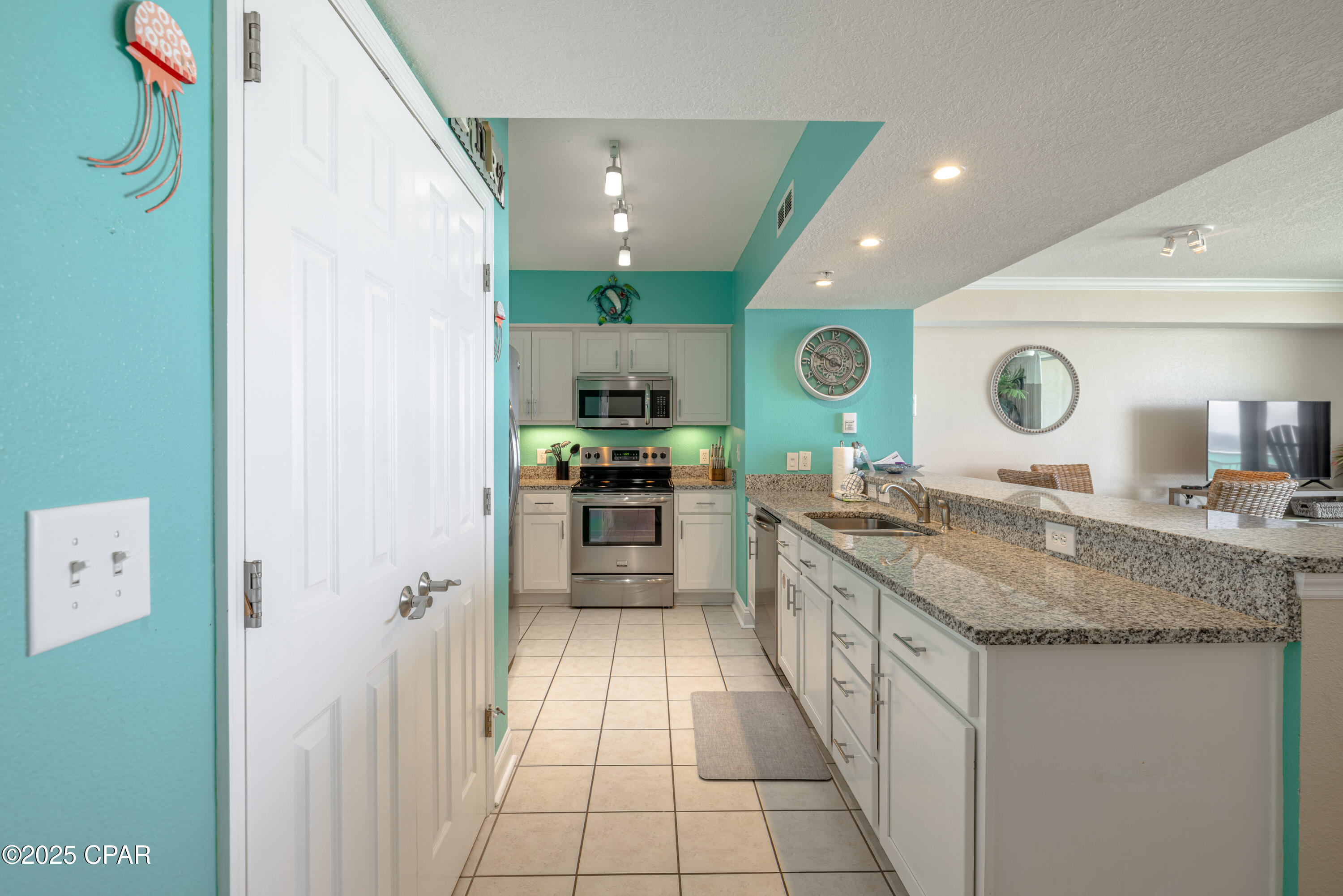 Image 7 For 14701 Front Beach  234