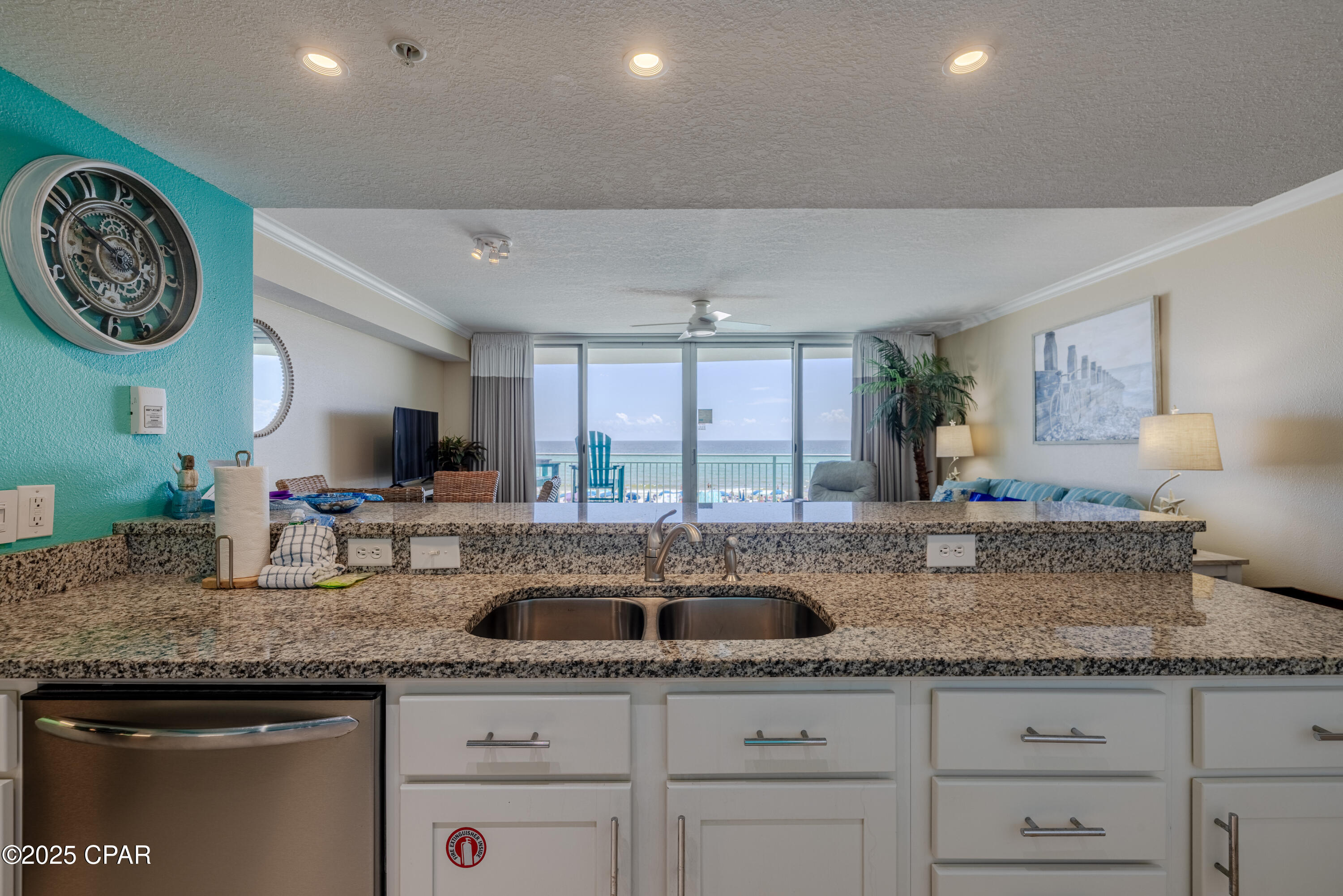 Image 8 For 14701 Front Beach  234