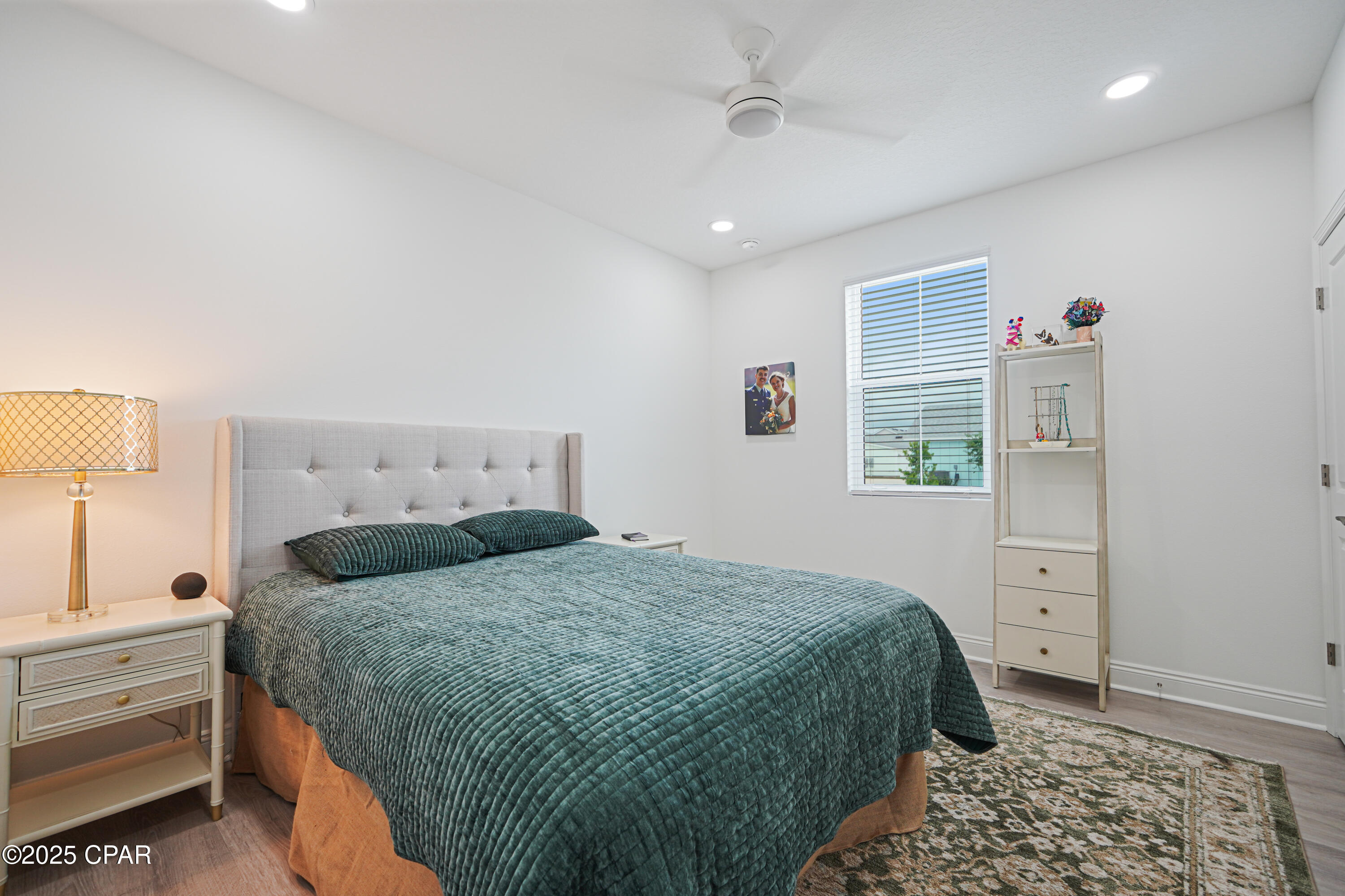 Image 17 For 8722 Pencil Thin Avenue