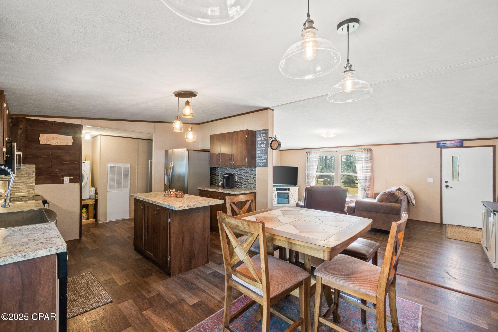 Image 15 For 1764 Clayton Road