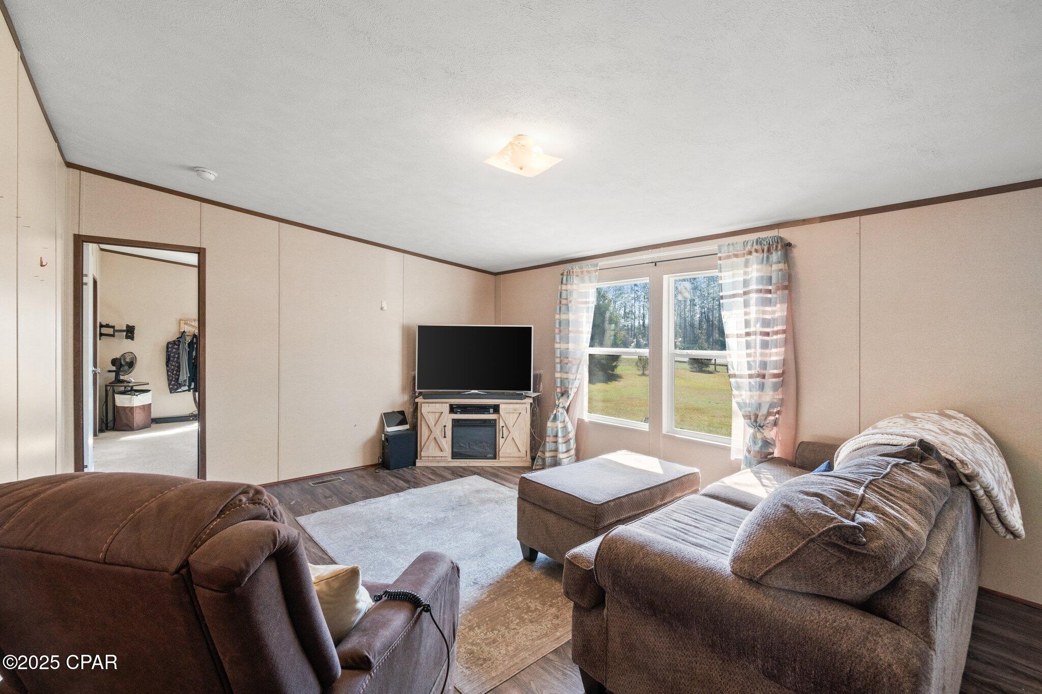 Image 8 For 1764 Clayton Road