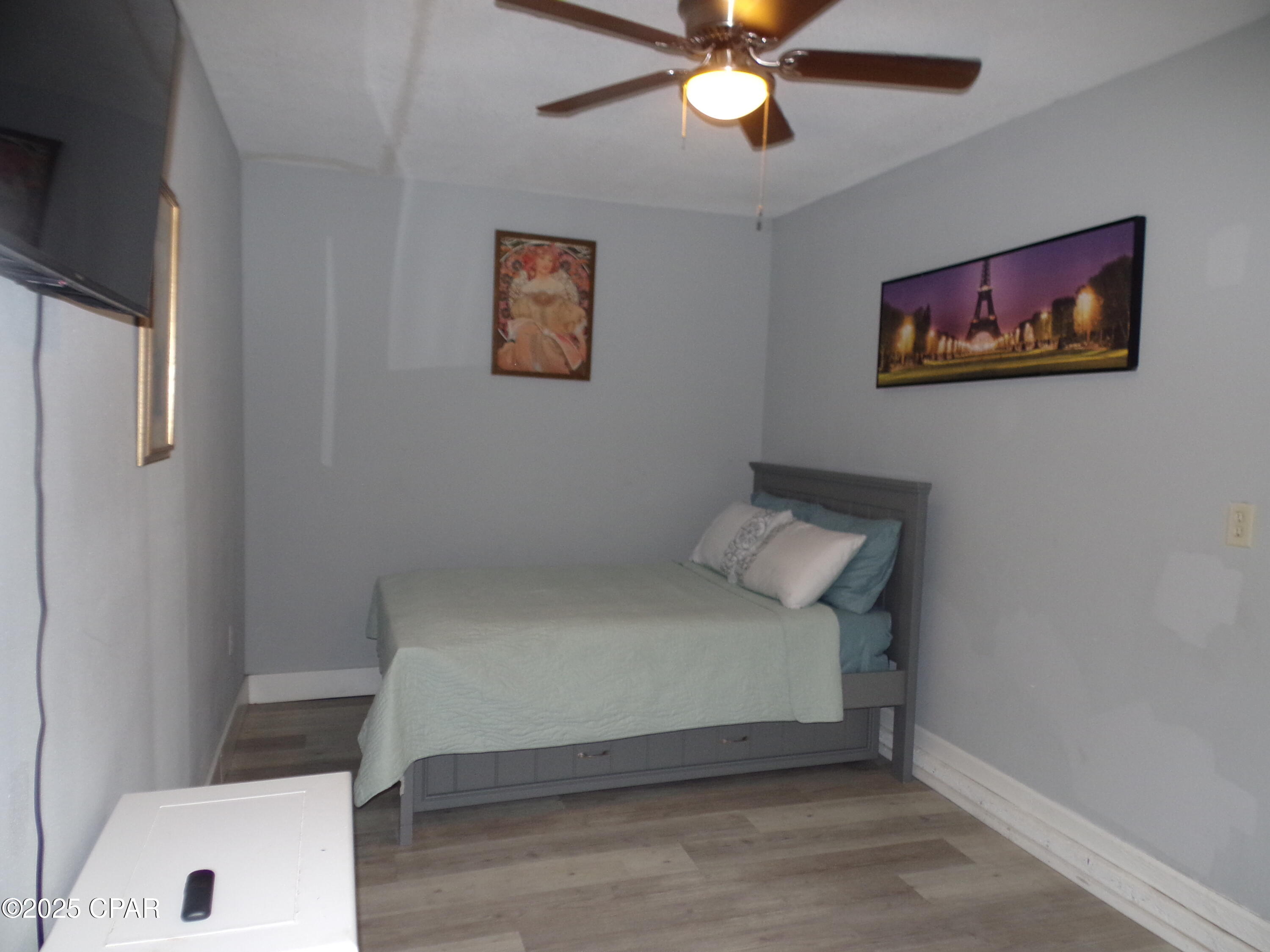 Image 16 For 601 Dolphin Drive