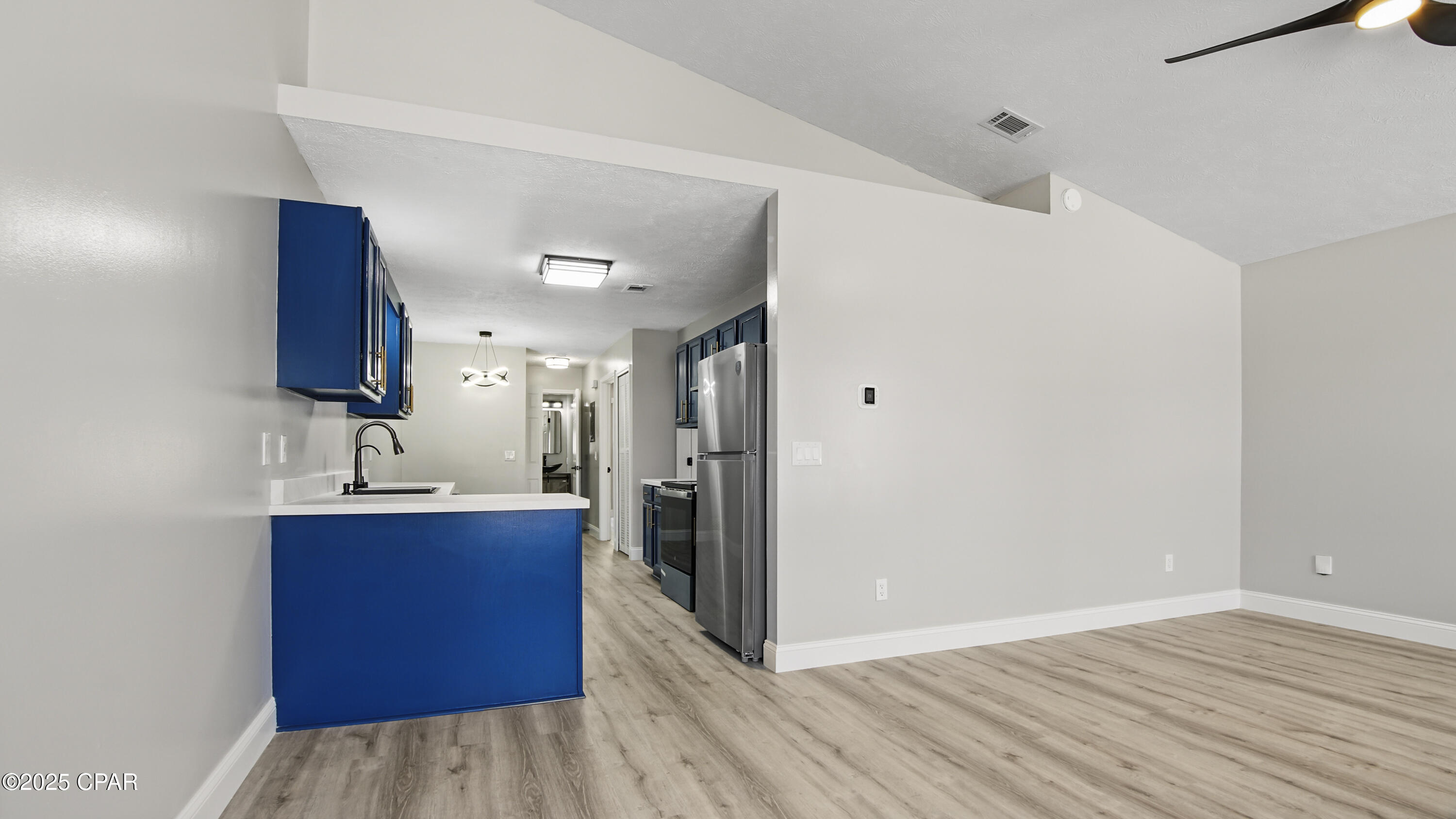 Image 17 For 9020-9022 Houston Street