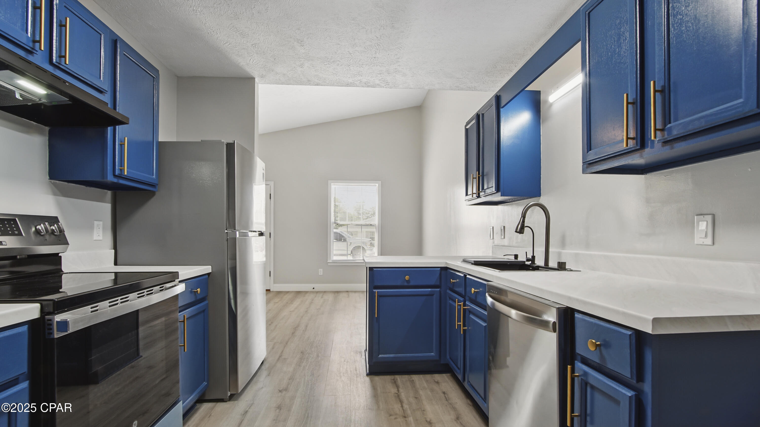 Image 18 For 9020-9022 Houston Street