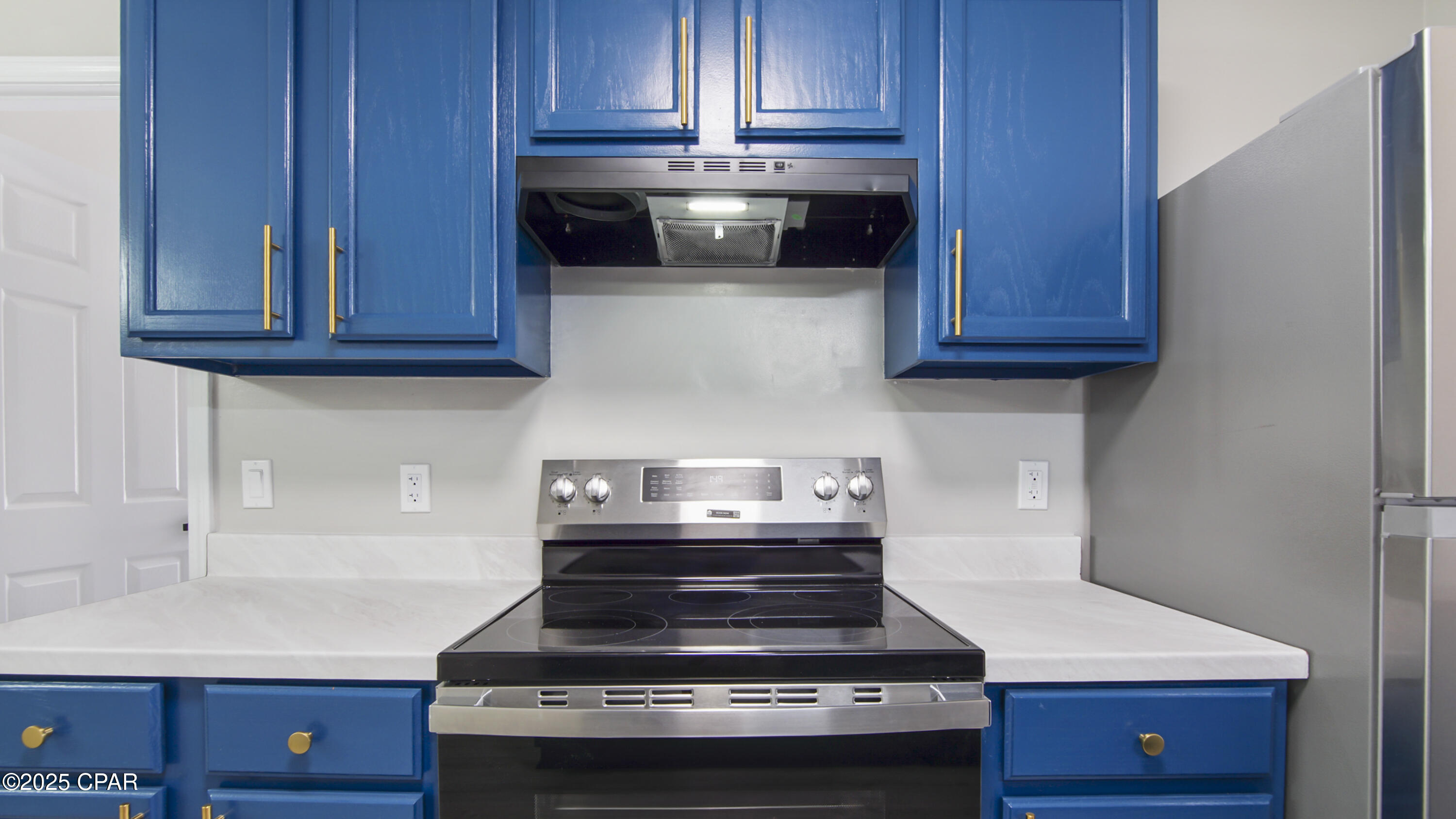 Image 21 For 9020-9022 Houston Street