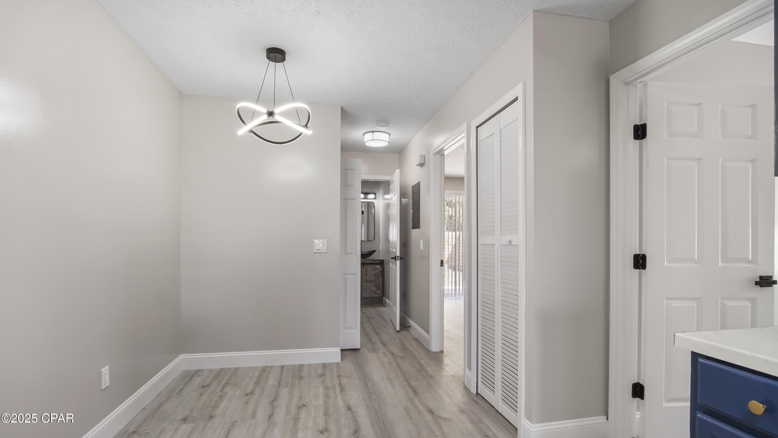 Image 22 For 9020-9022 Houston Street