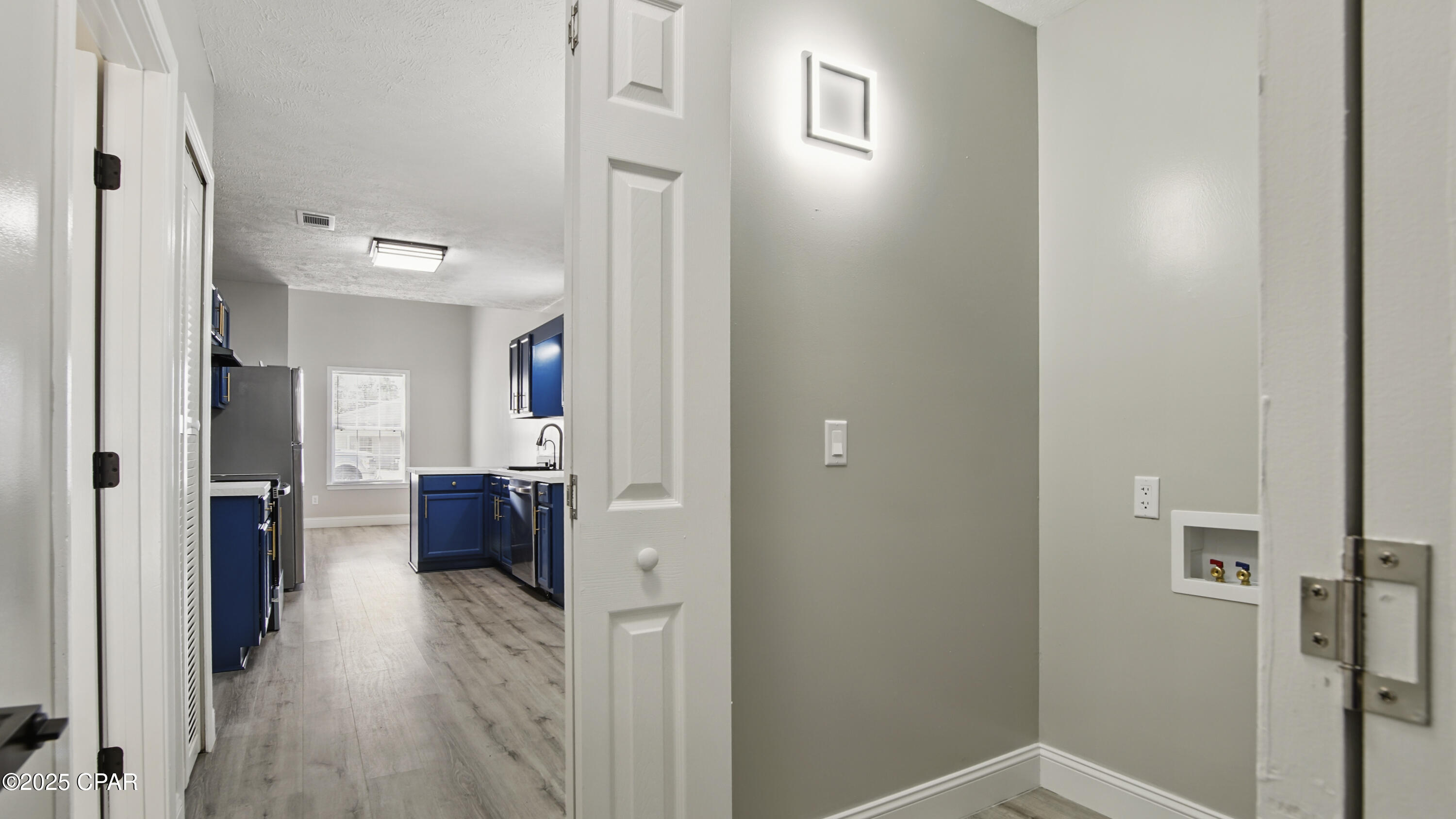 Image 26 For 9020-9022 Houston Street