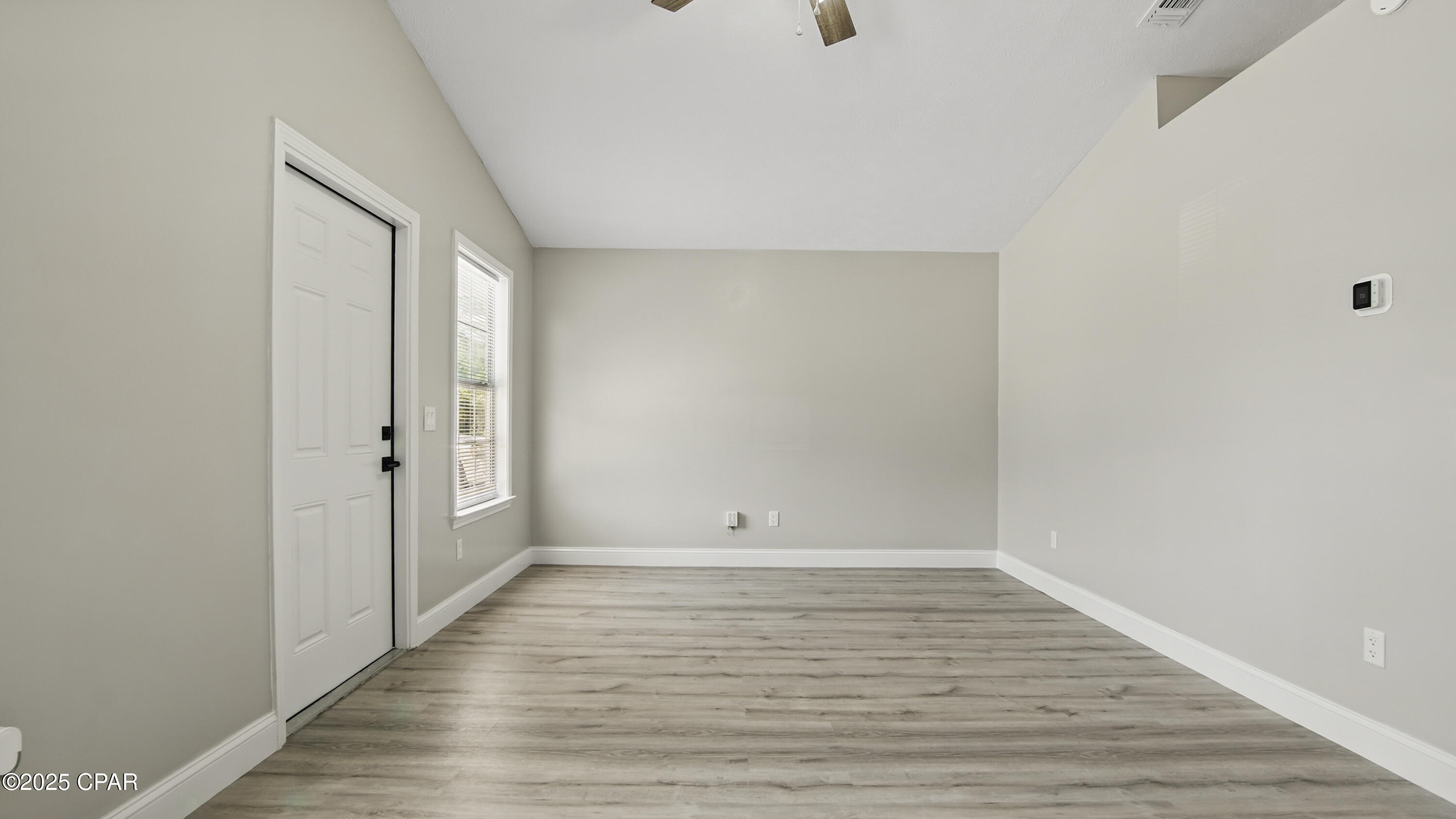 Image 38 For 9020-9022 Houston Street