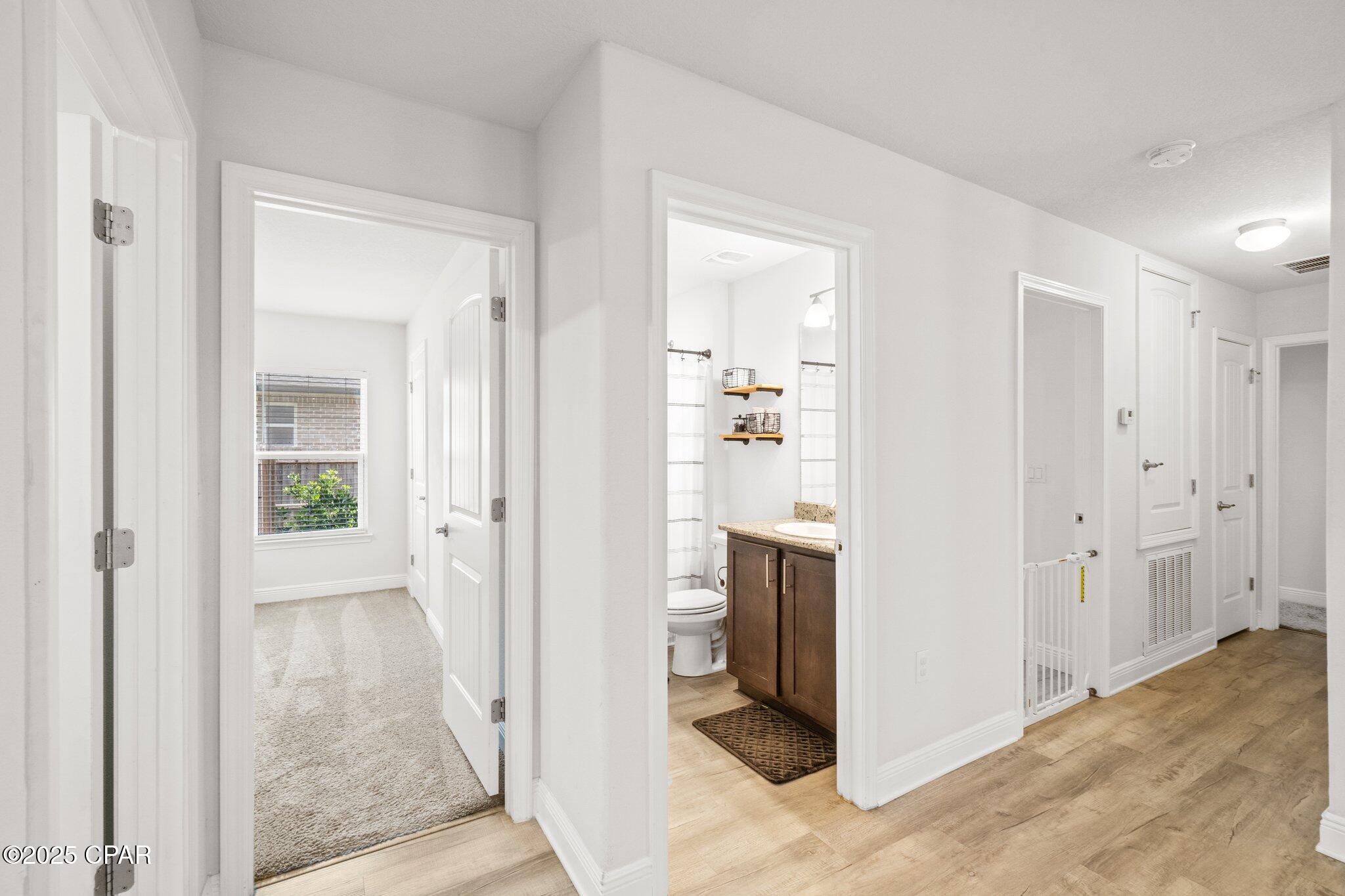 Image 18 For 3869 Sandpine Way