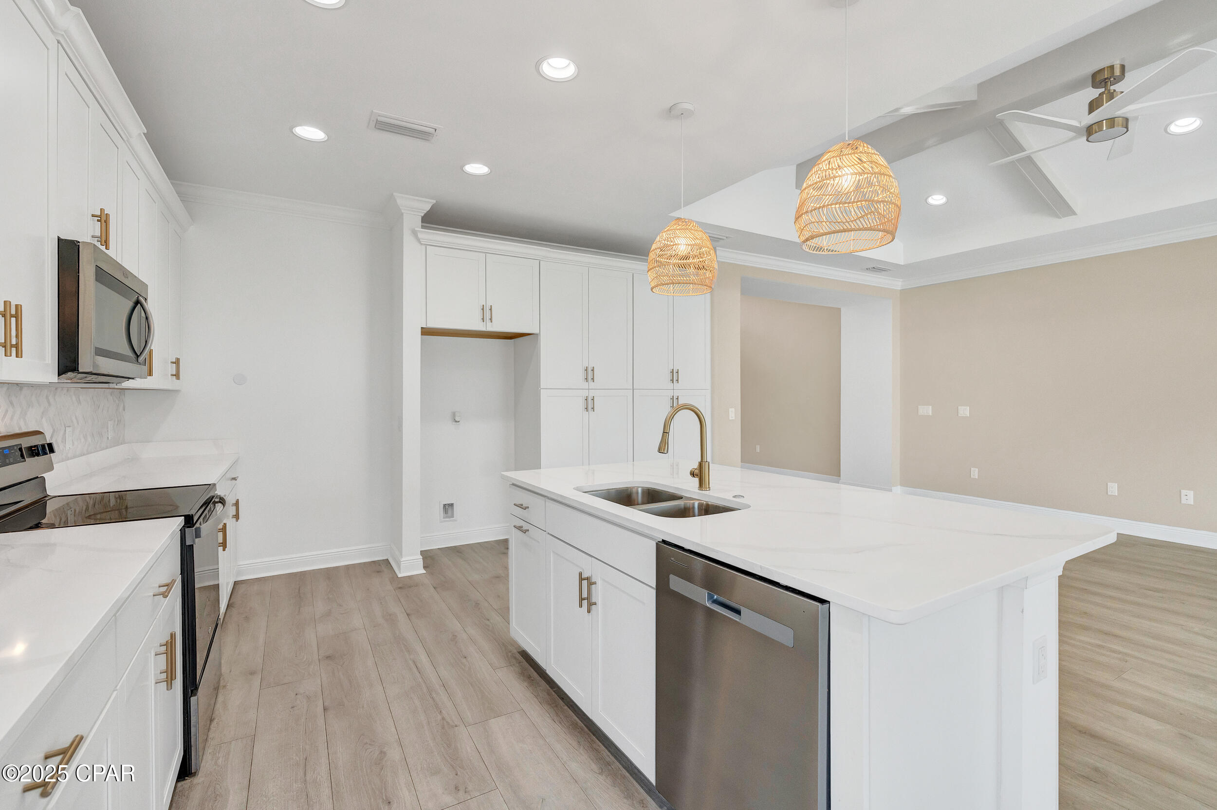 Image 26 For 8424 Landshark Boulevard