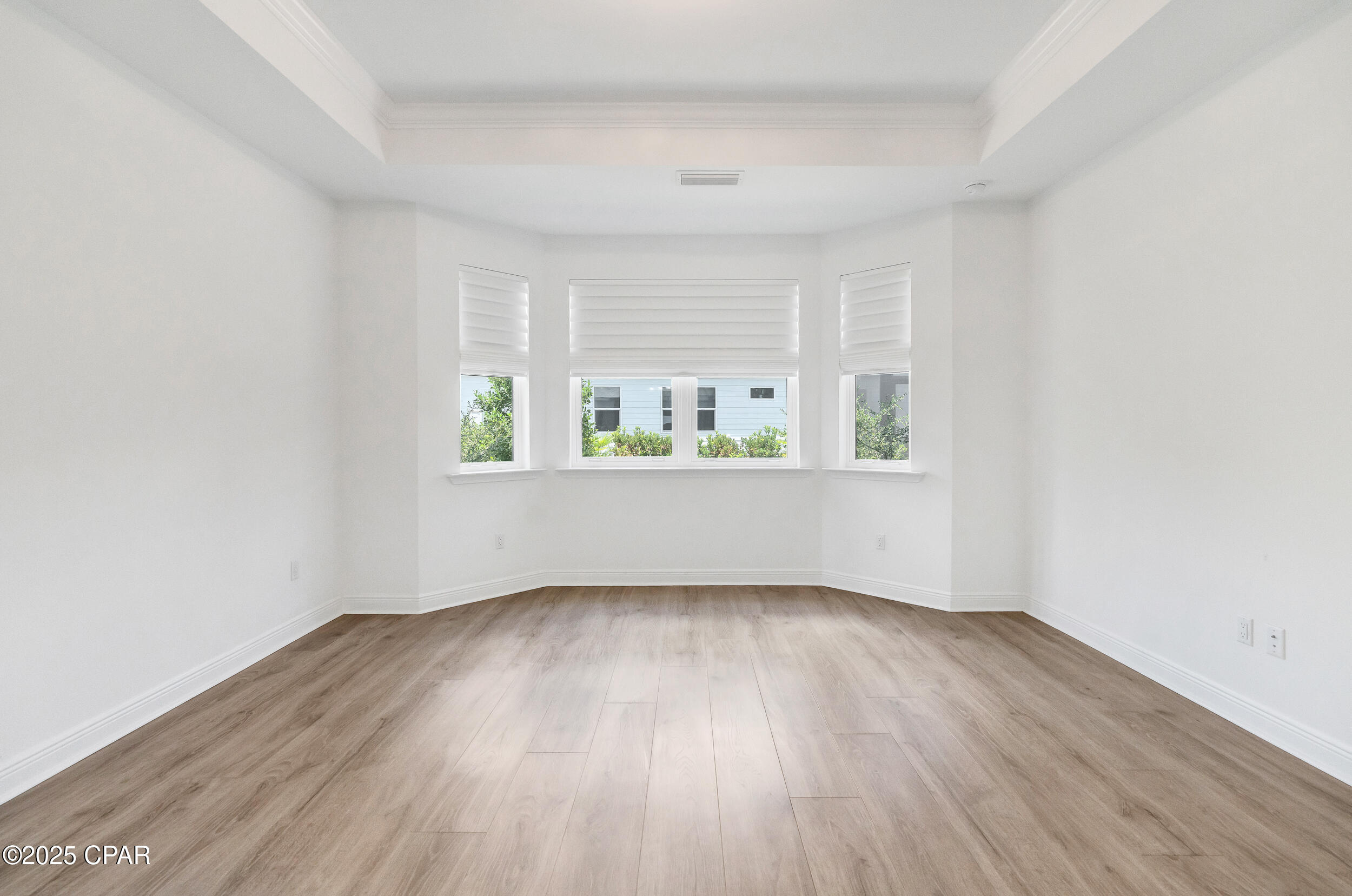 Image 35 For 8424 Landshark Boulevard