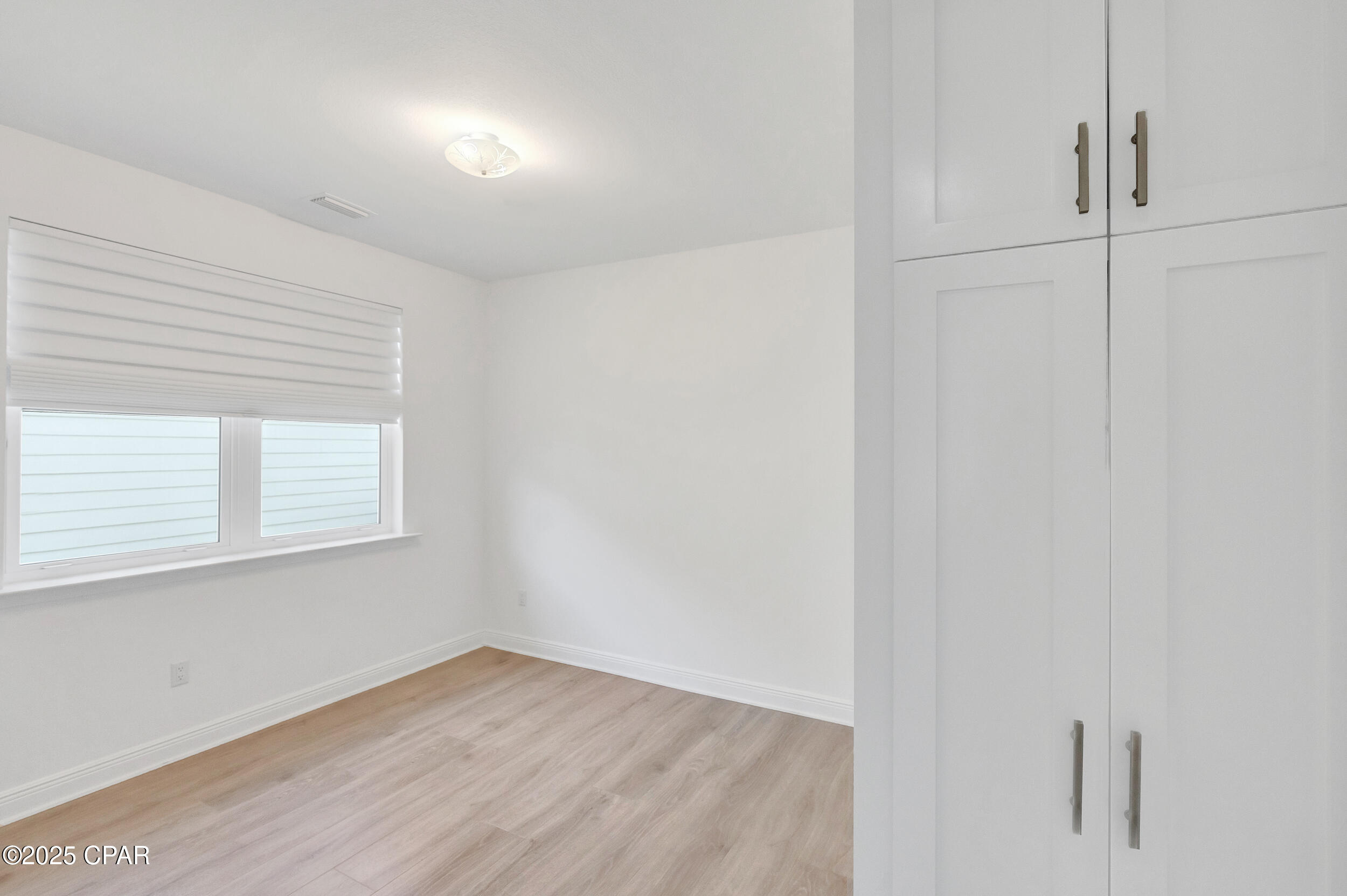 Image 44 For 8424 Landshark Boulevard