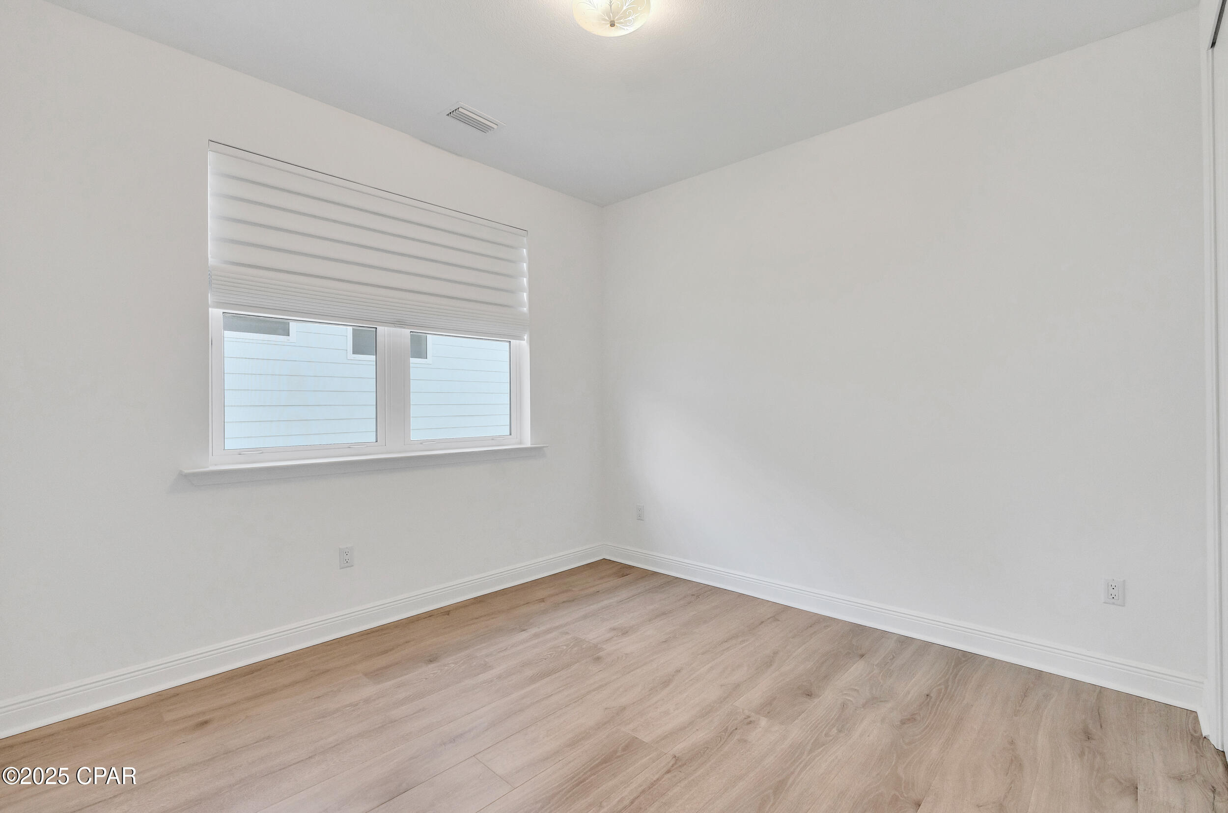 Image 45 For 8424 Landshark Boulevard