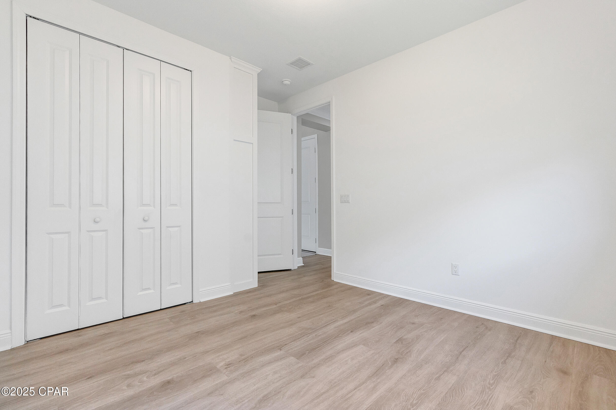 Image 46 For 8424 Landshark Boulevard