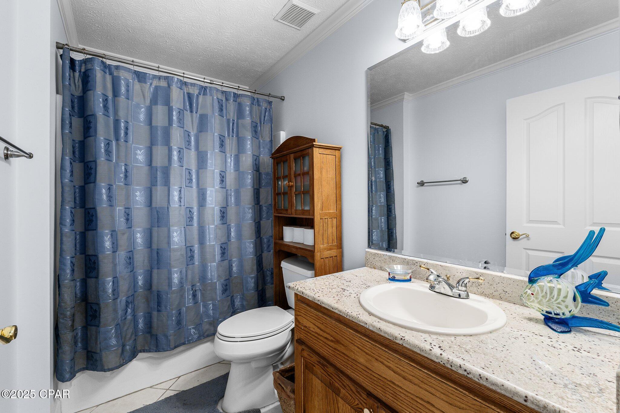 Image 12 For 246 3rd Place