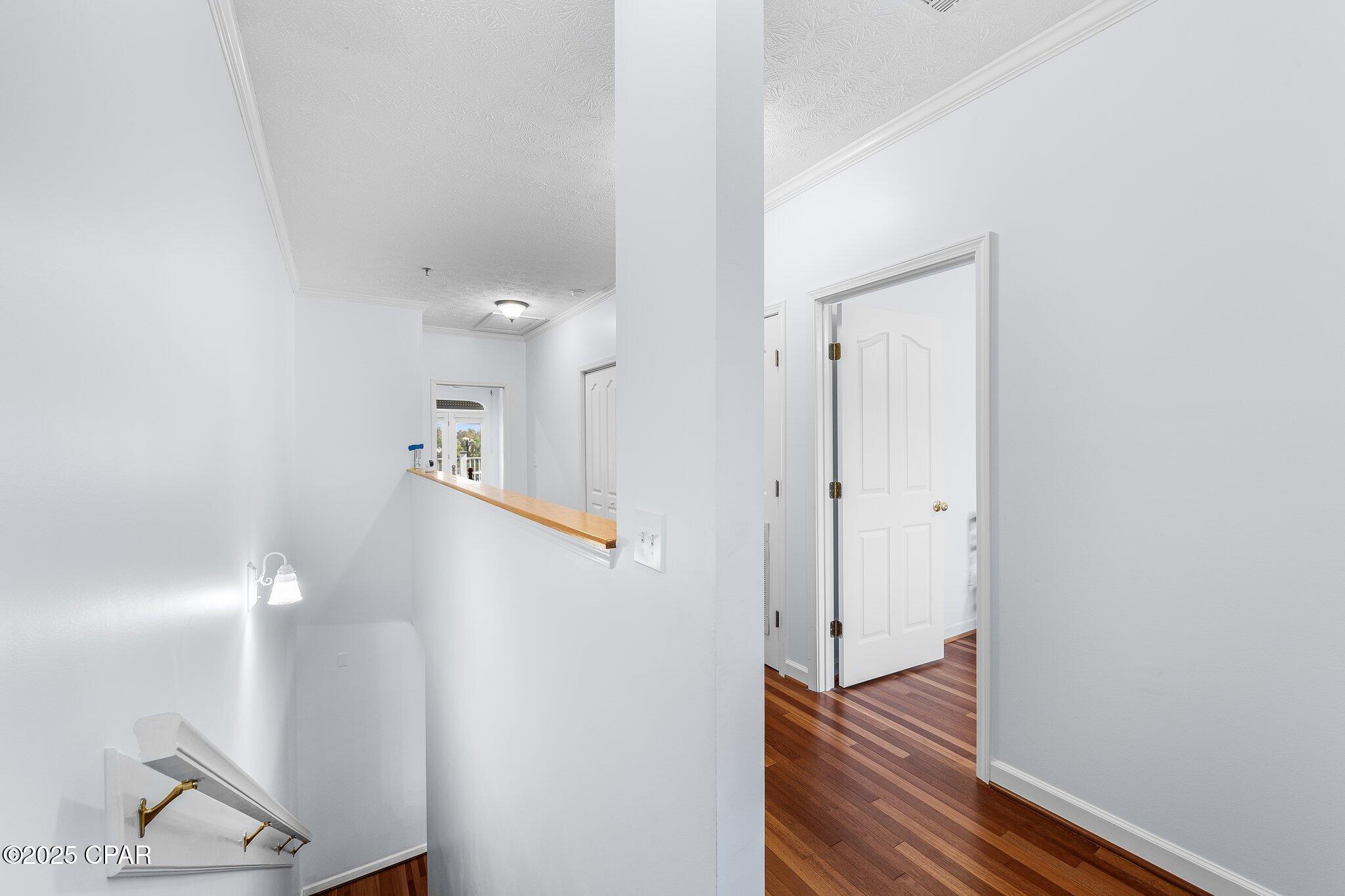 Image 23 For 246 3rd Place