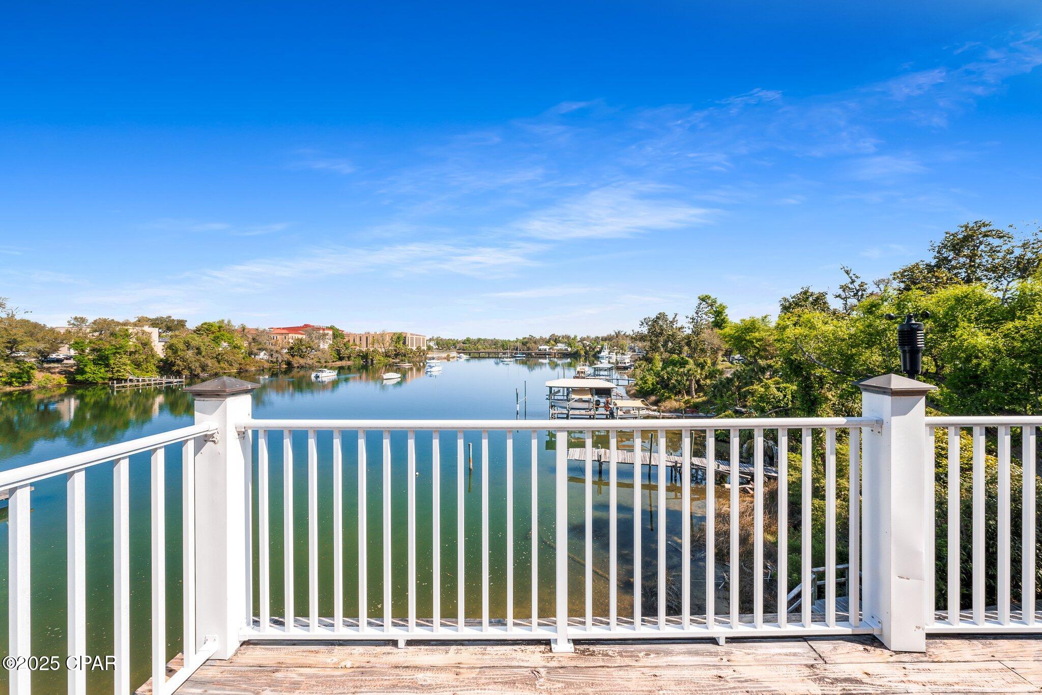 Listing photo id 36 for 246 3rd Place