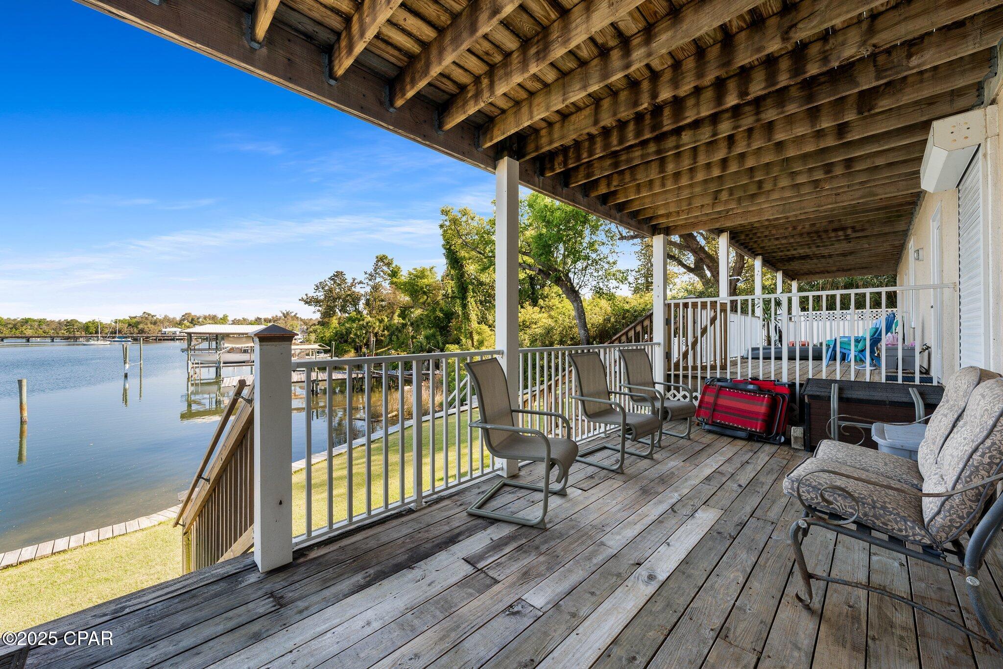 Listing photo id 37 for 246 3rd Place