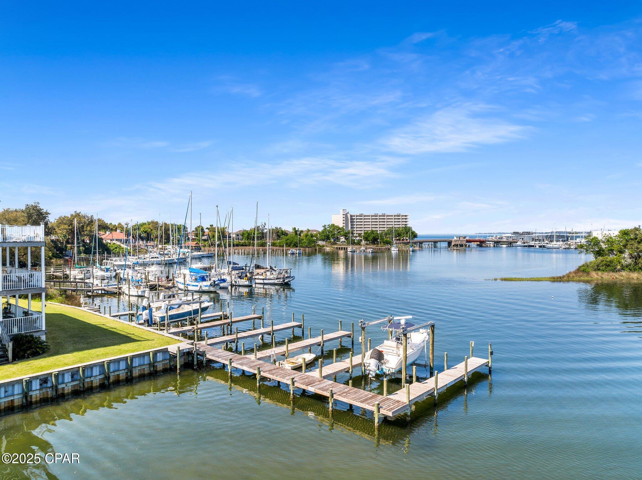 Image 47 For 246 3rd Place