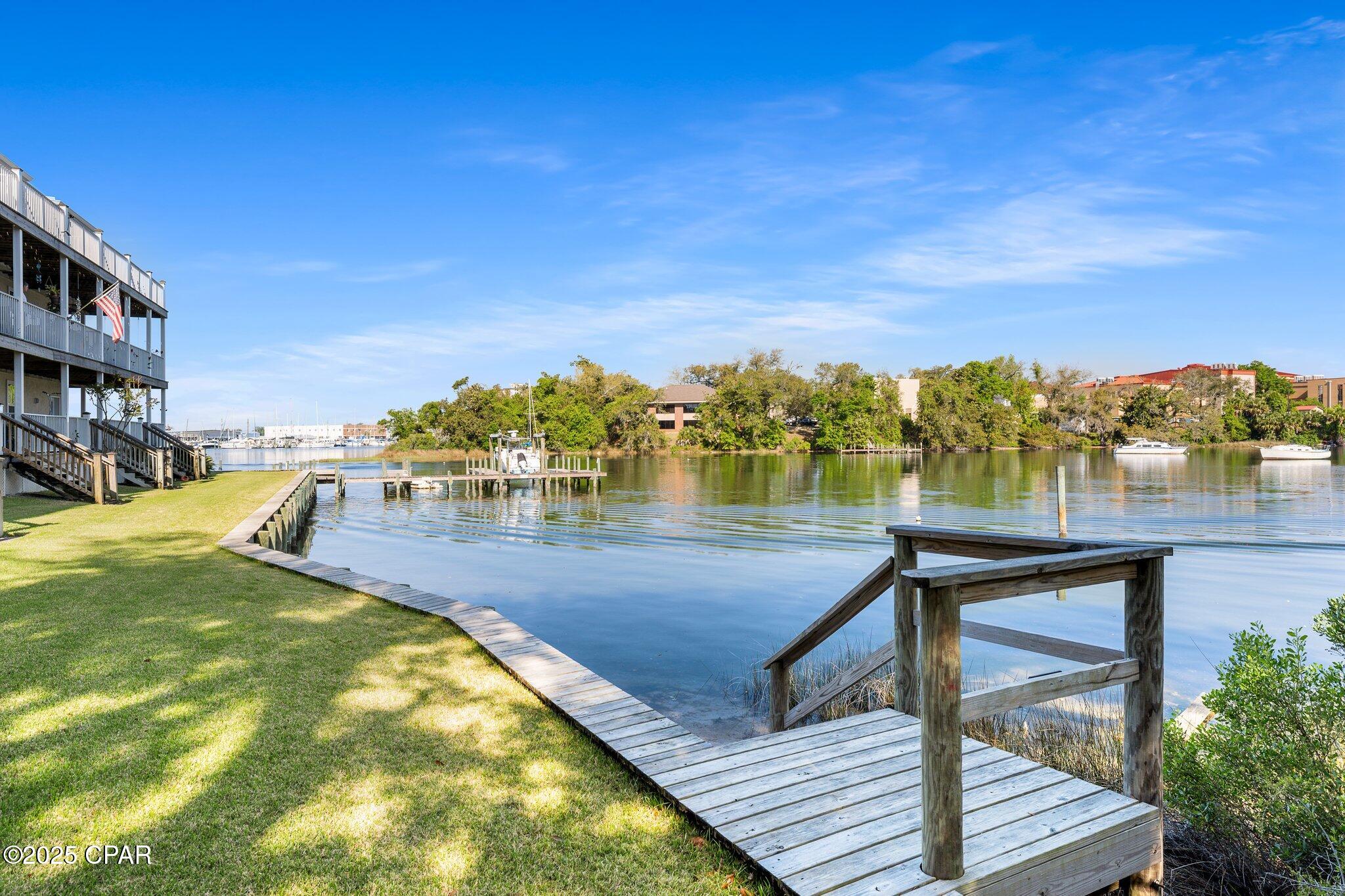 Listing photo id 48 for 246 3rd Place