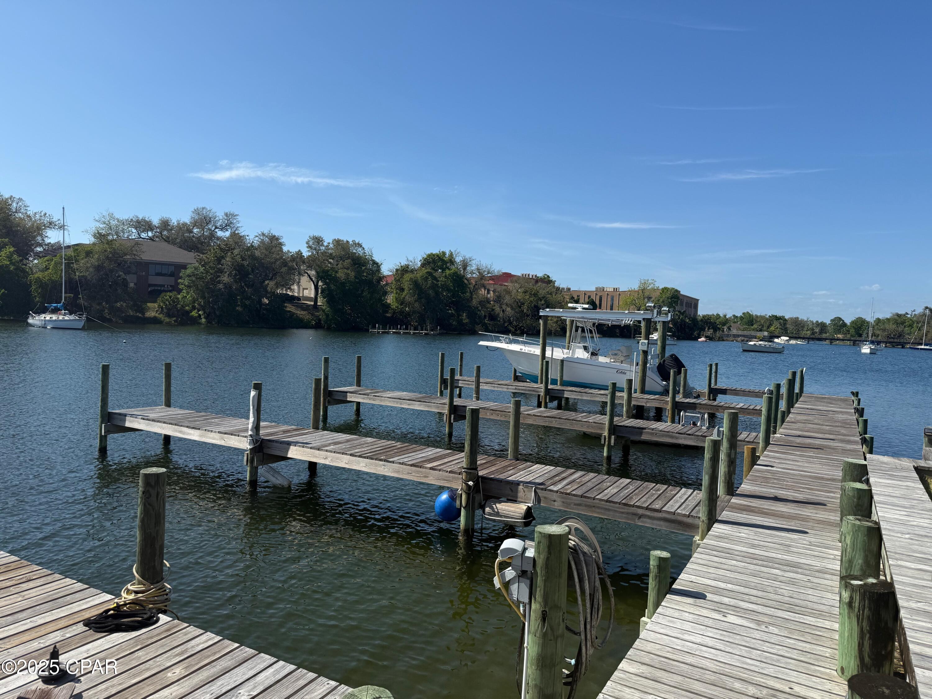 Listing photo id 52 for 246 3rd Place