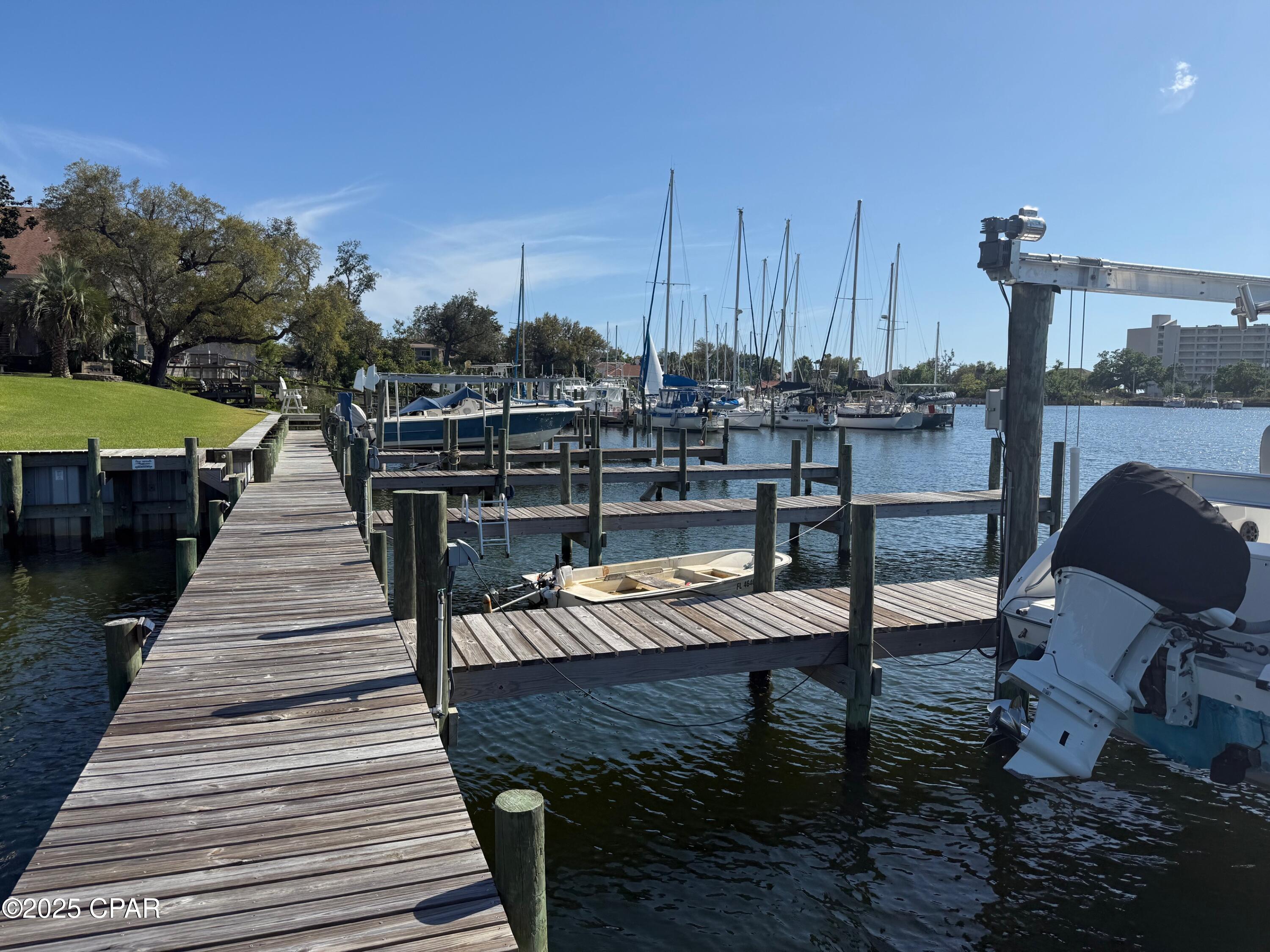 Listing photo id 53 for 246 3rd Place