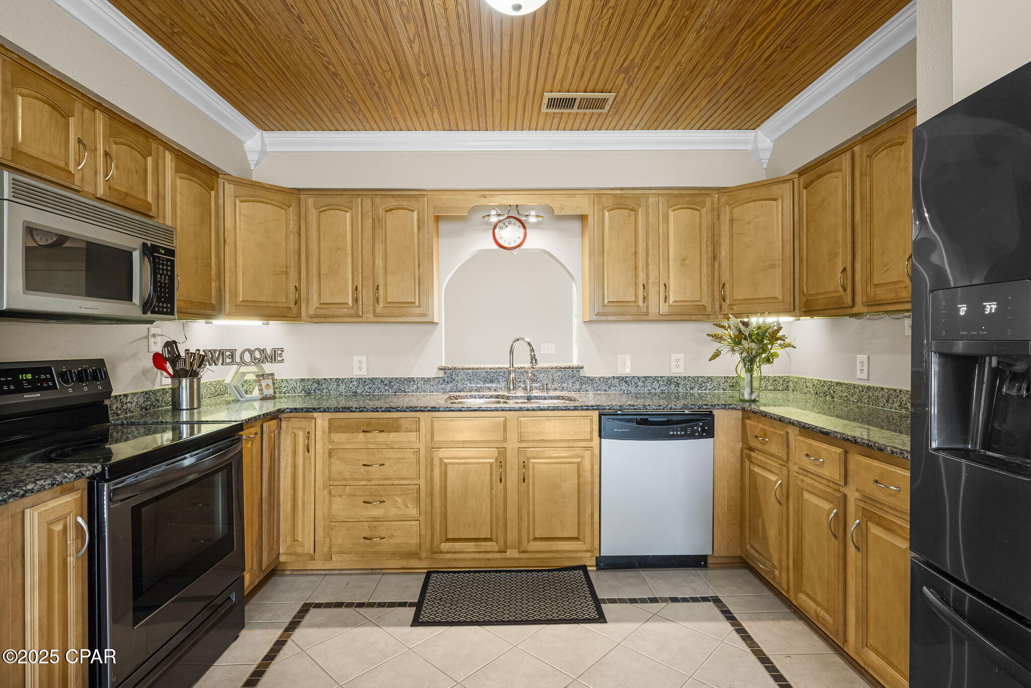 Image 19 For 7122 Bay Crest Road