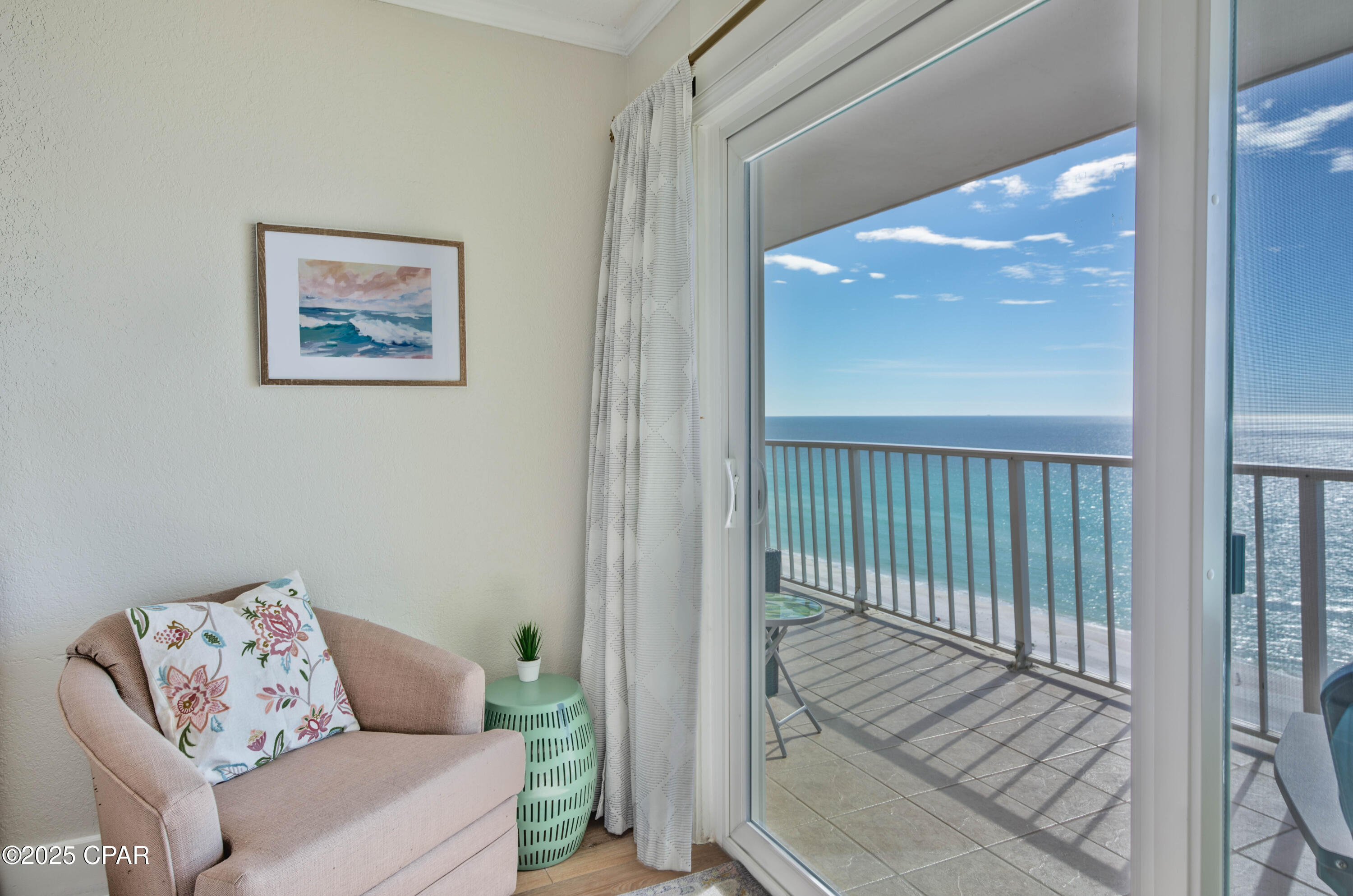 Image 25 For 8743 Thomas Drive 1513