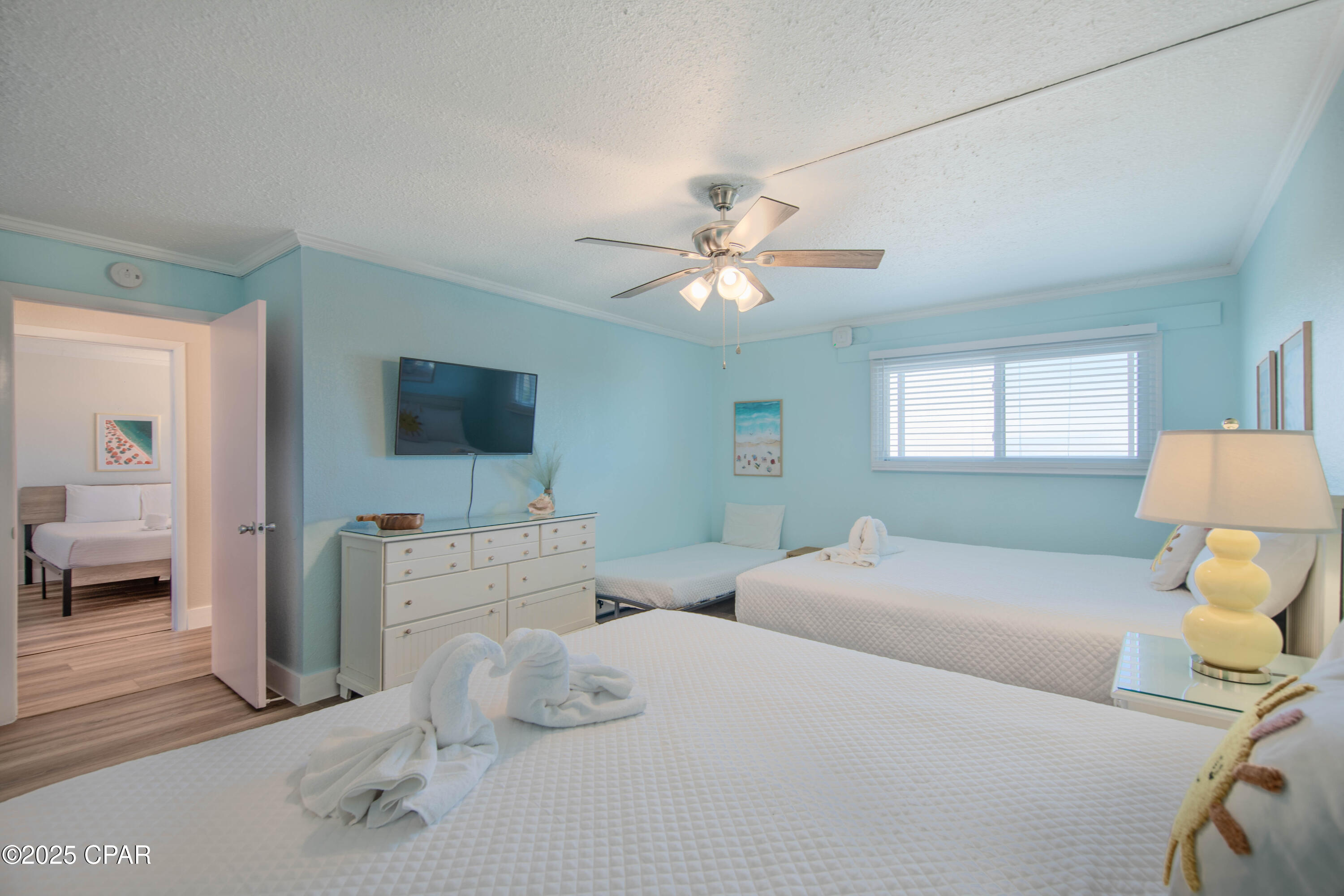 Image 28 For 8743 Thomas Drive 1513