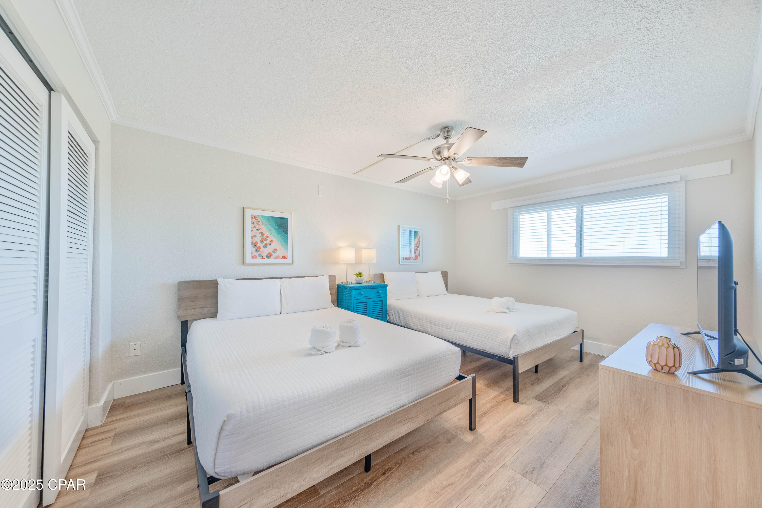 Listing photo id 31 for 8743 Thomas Drive 1513