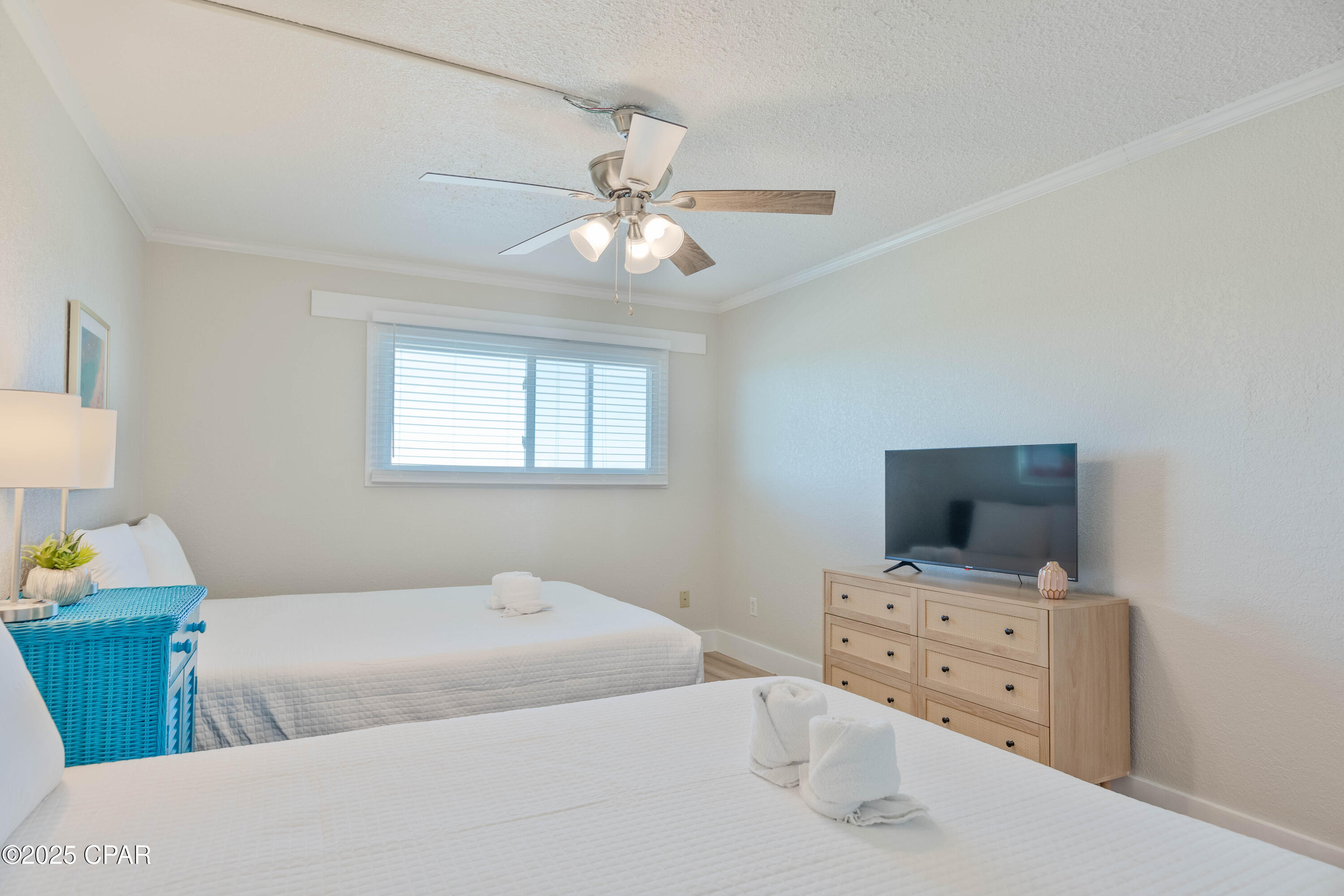 Image 32 For 8743 Thomas Drive 1513