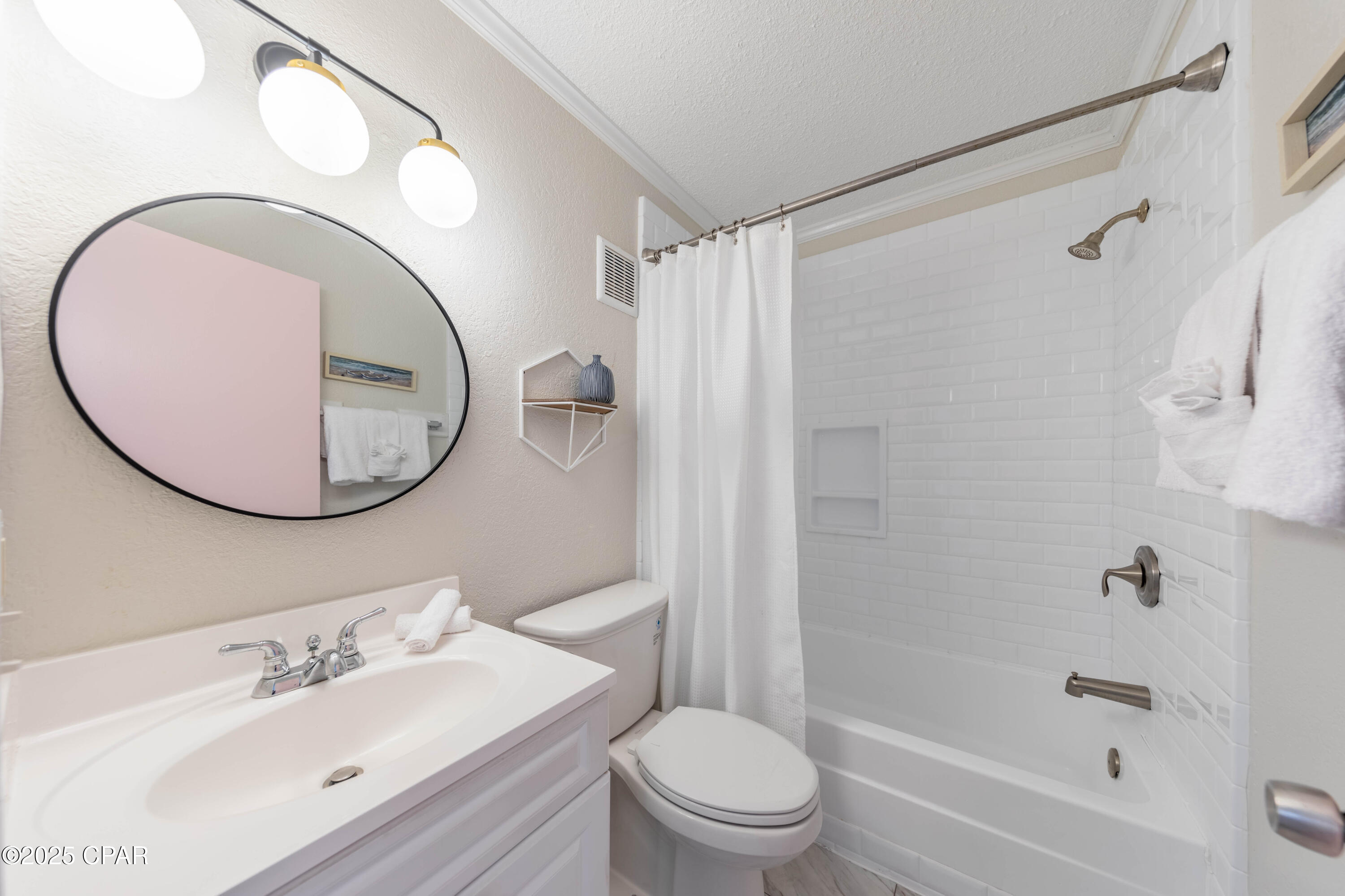 Image 35 For 8743 Thomas Drive 1513