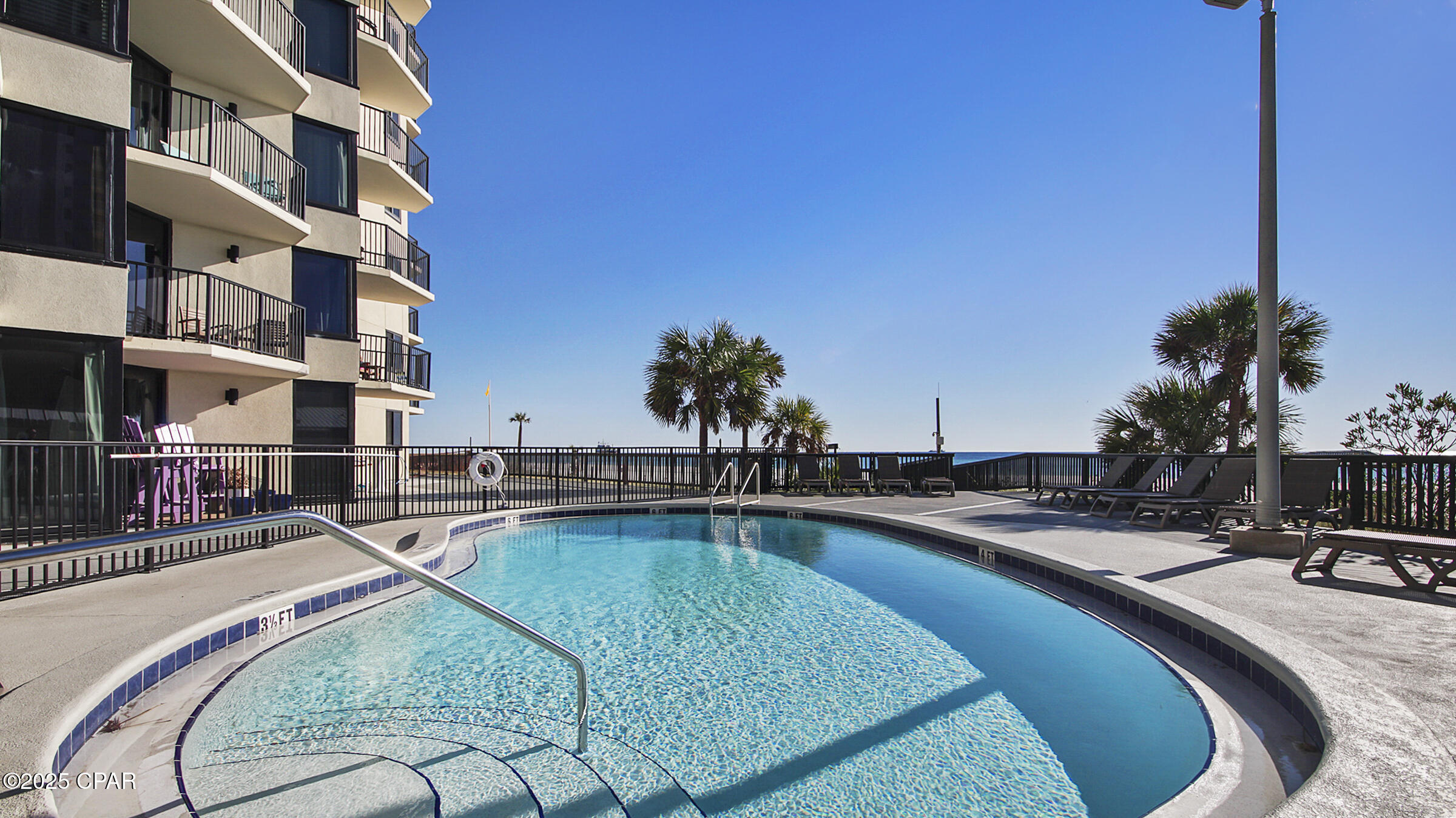 Image 28 For 9850 Thomas Drive 1110e